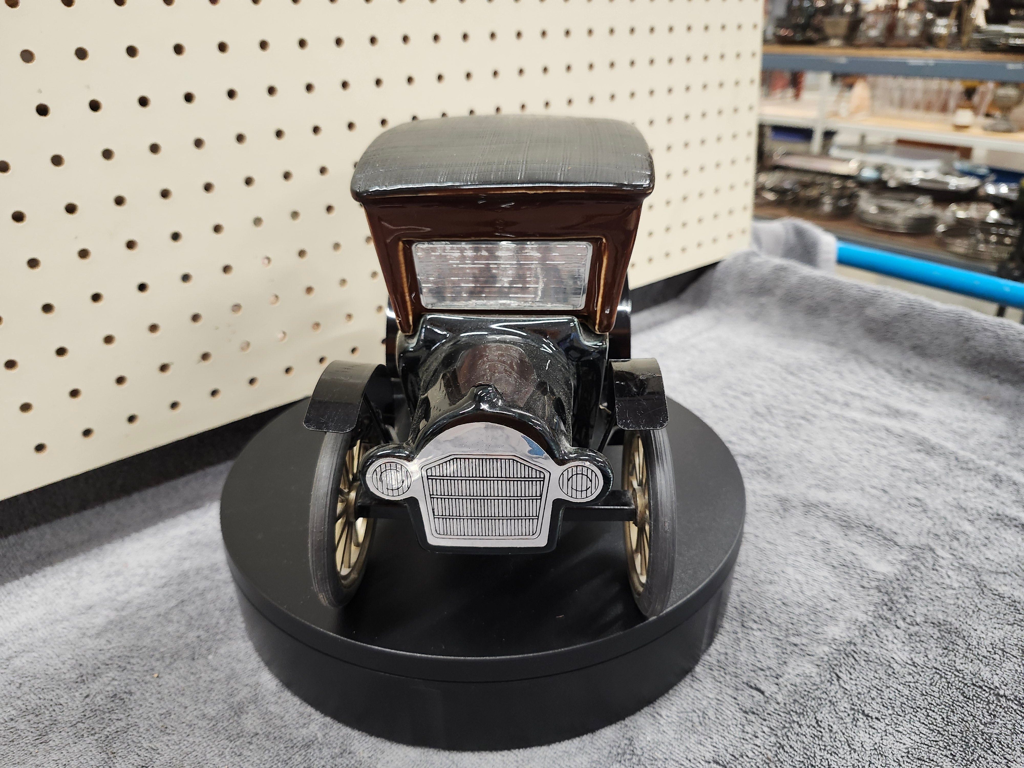 Decanter old Jim Beam Car