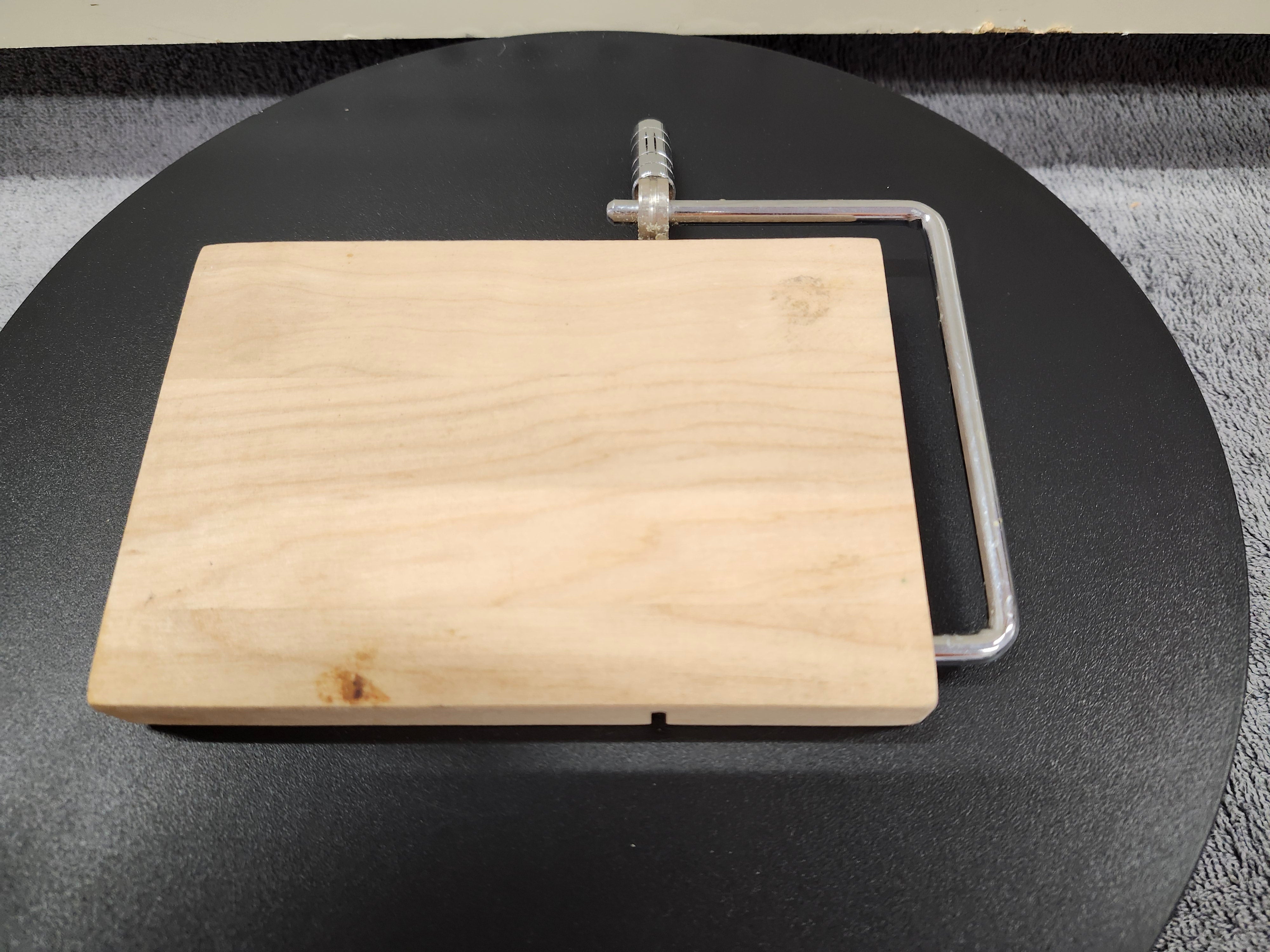 Cheese cutter
