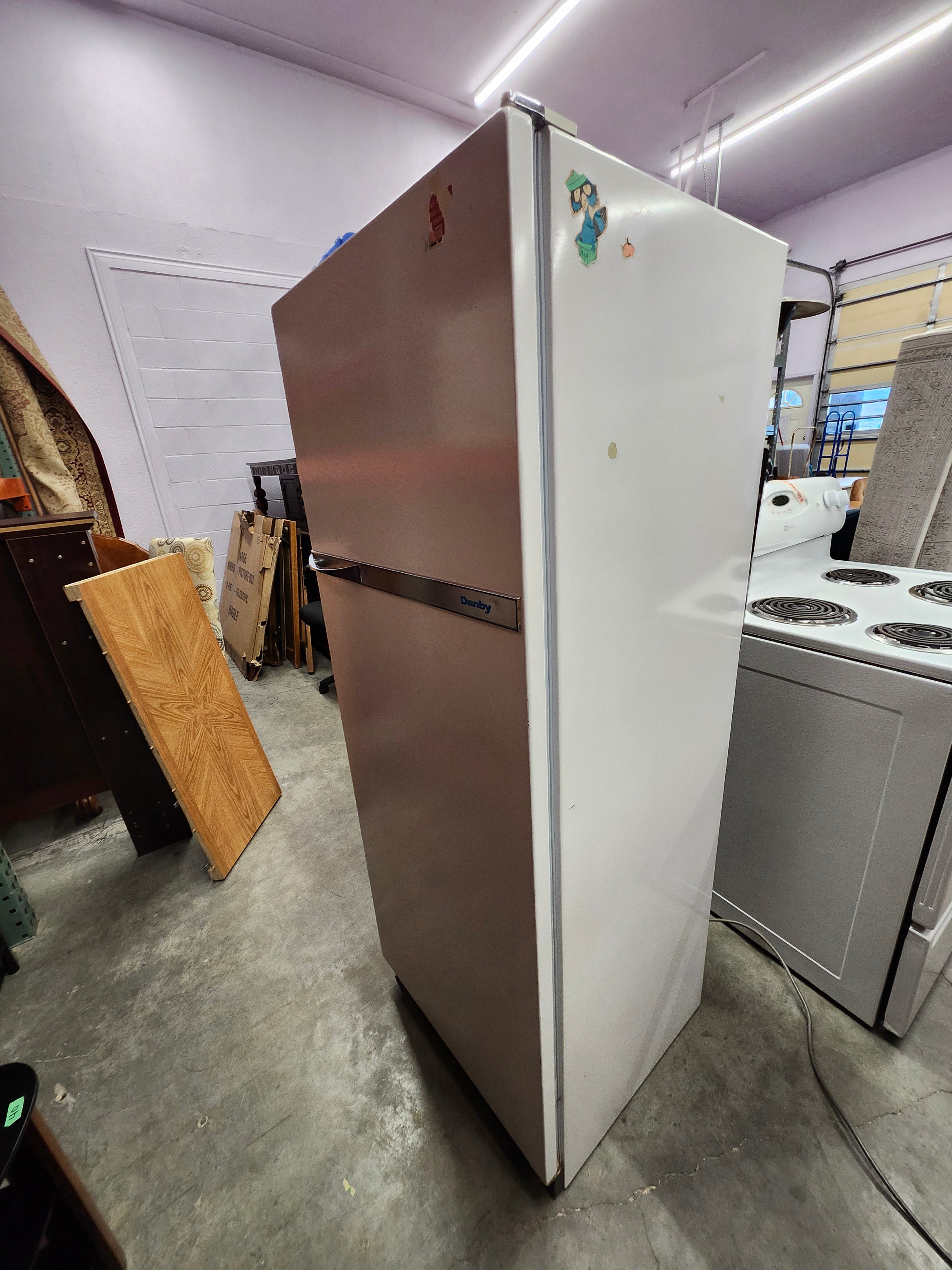 Fridge