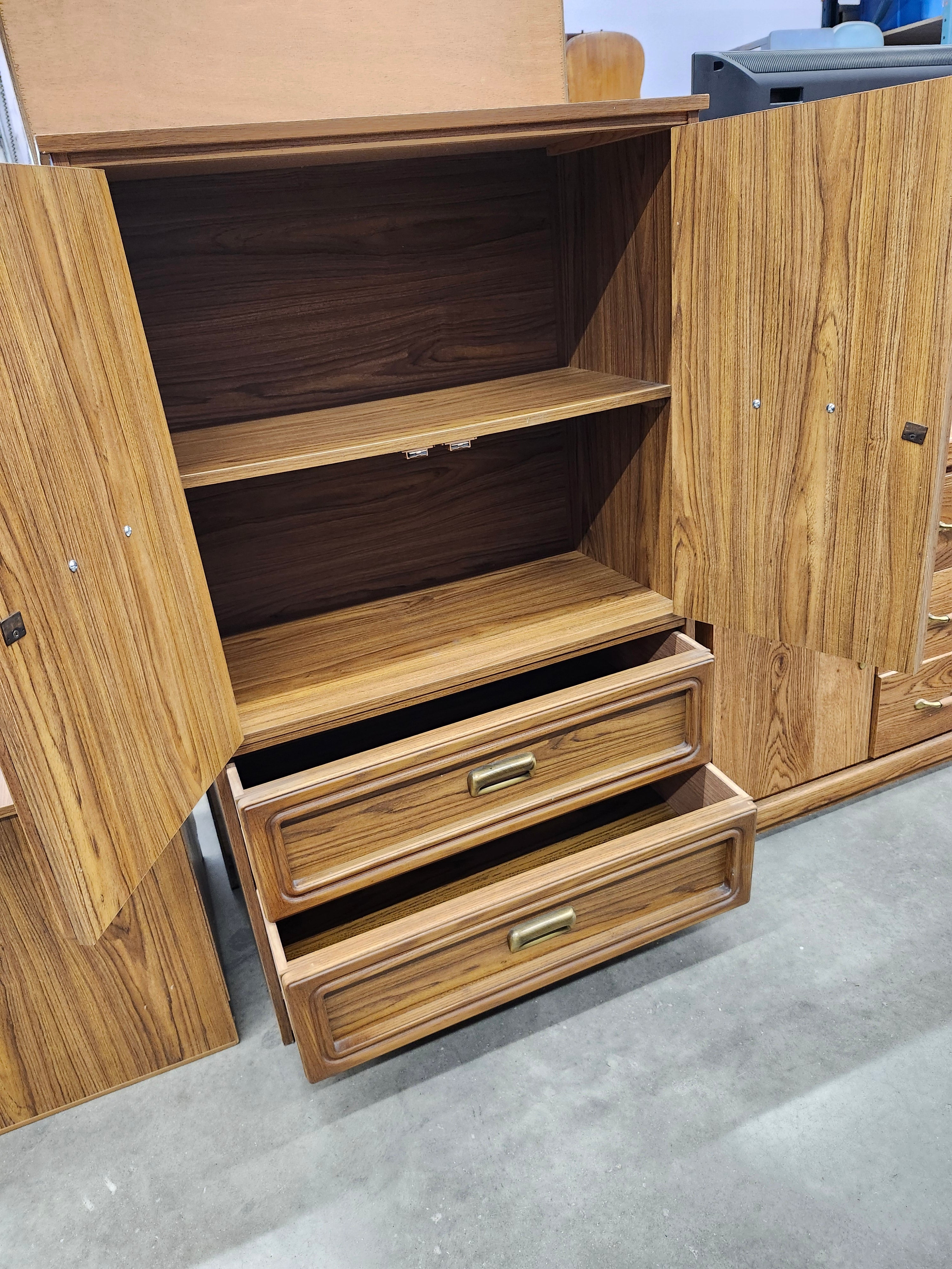 Armoire