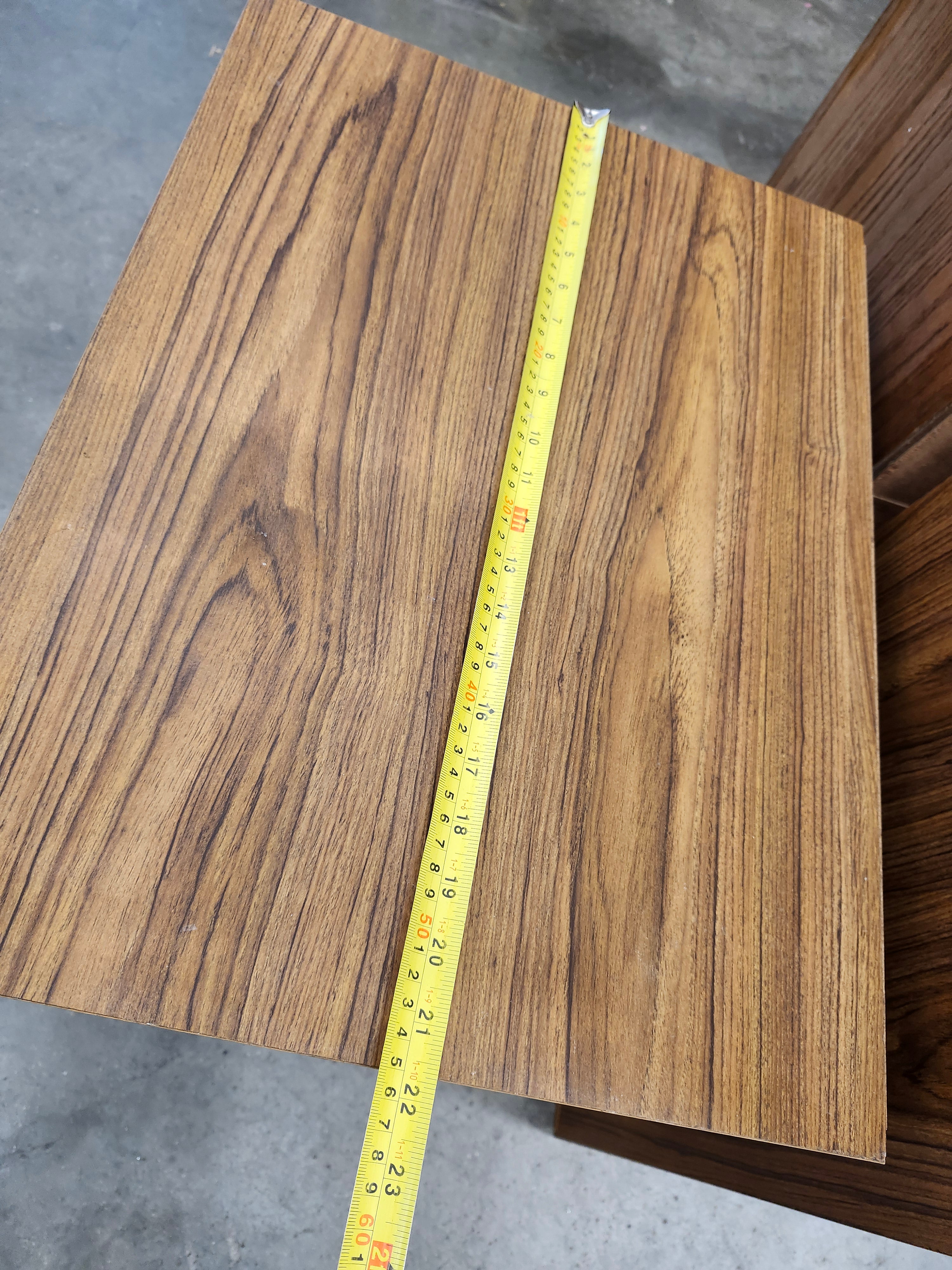 End table