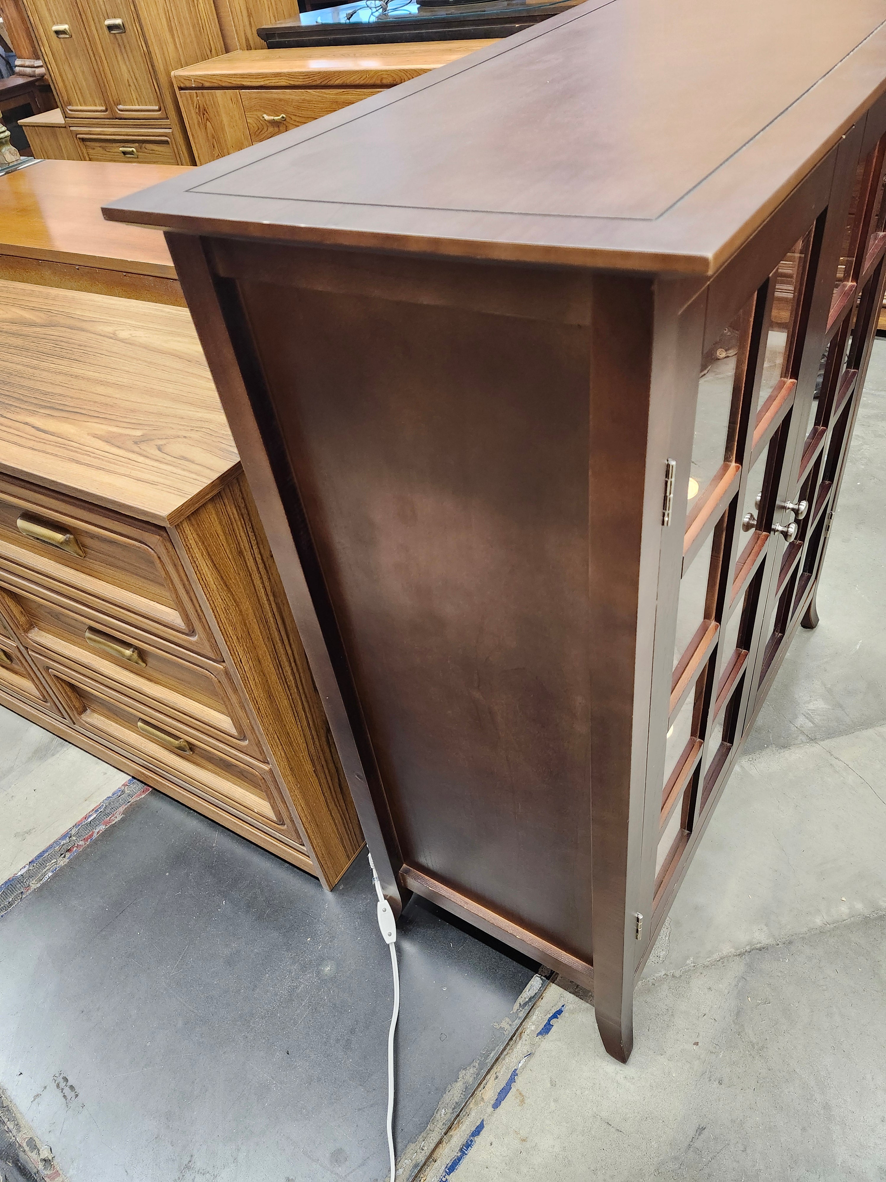 Light up cabinet