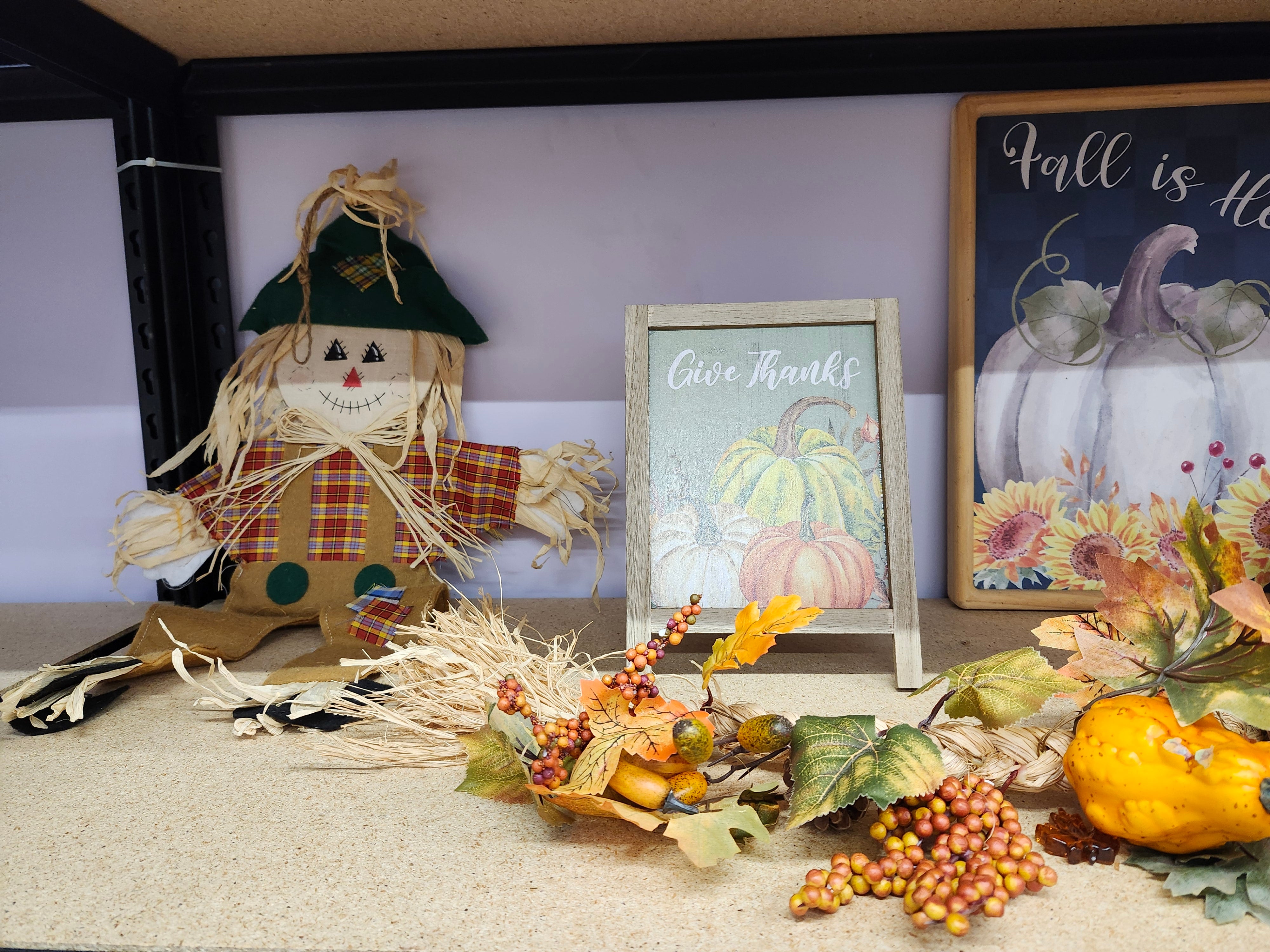 X8 Halloween decor