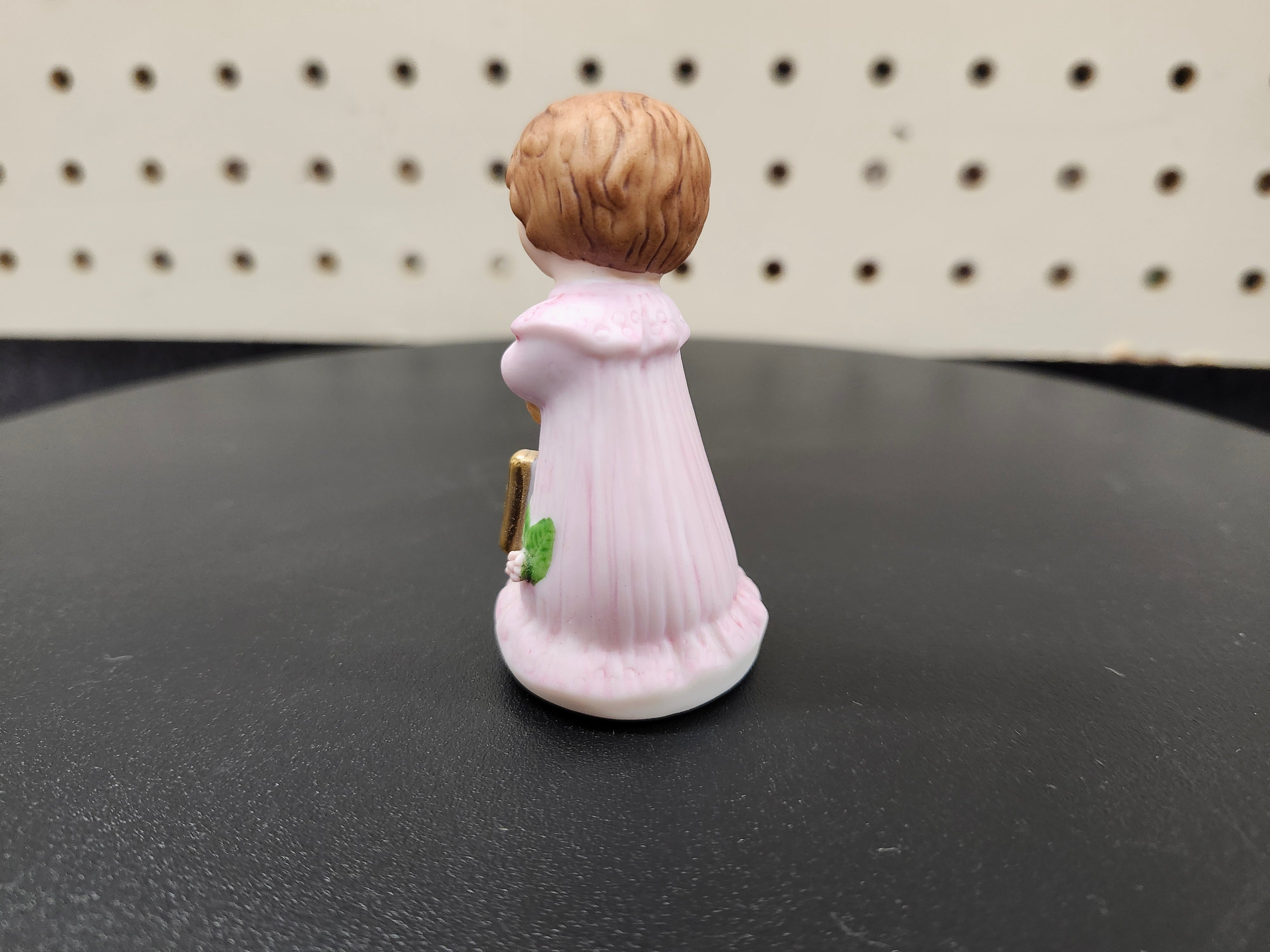 #1 Growing up birthday girl figurines. Brown & blonde hair girls