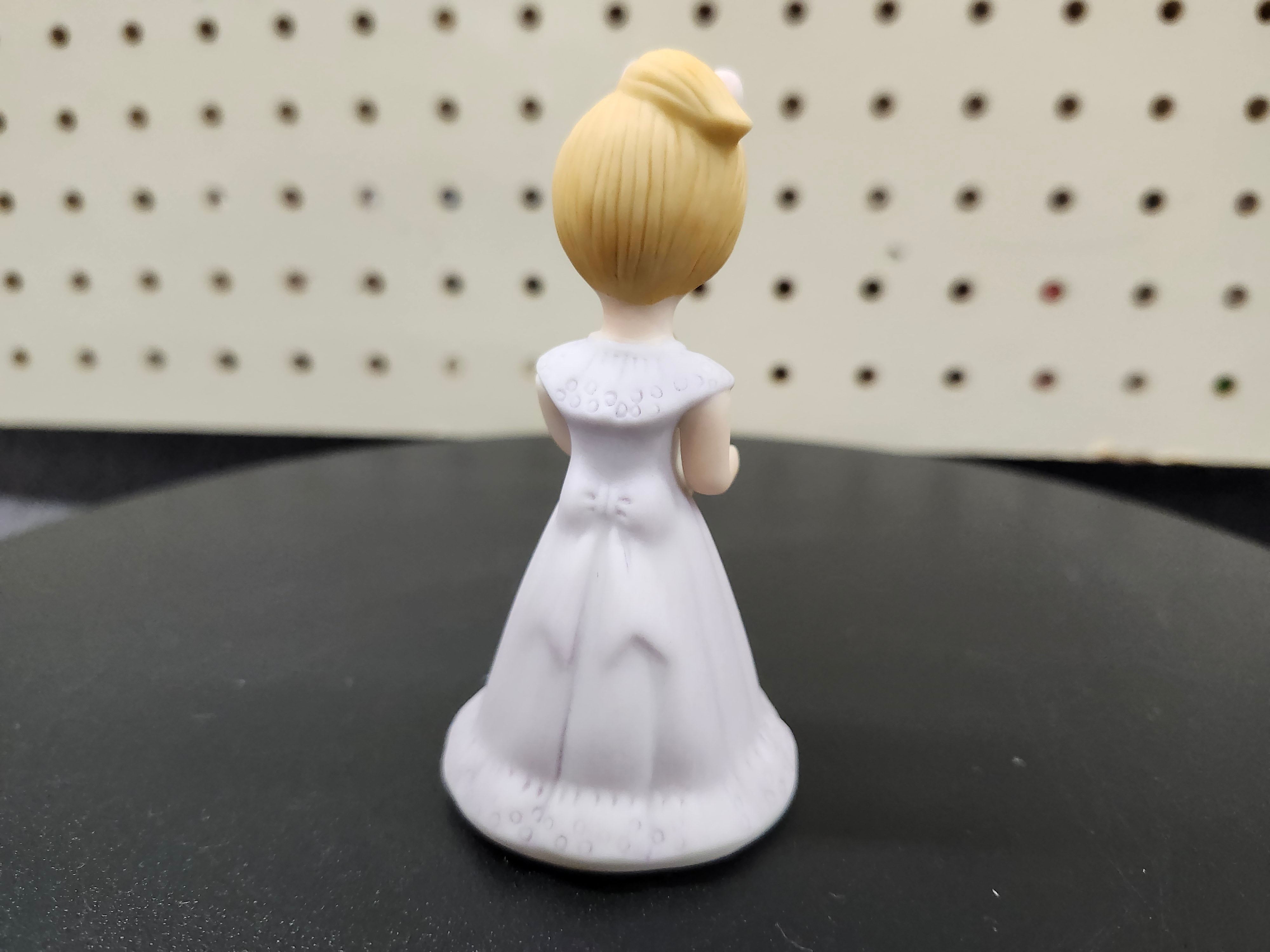 #4 Growing up birthday girl figurines. Brown & blonde hair girls