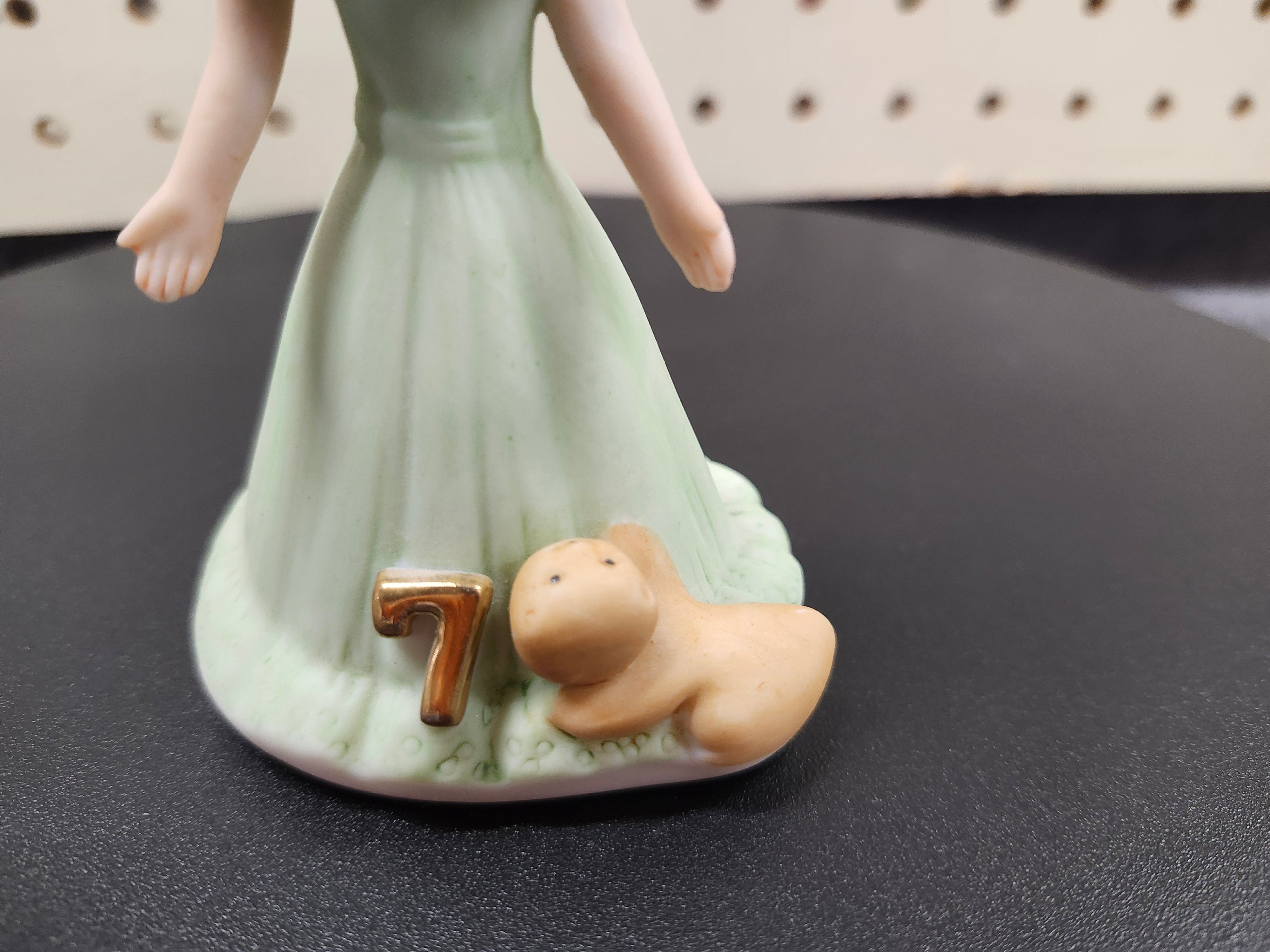 #7 Growing up birthday girl figurines. Brown & blonde hair girls