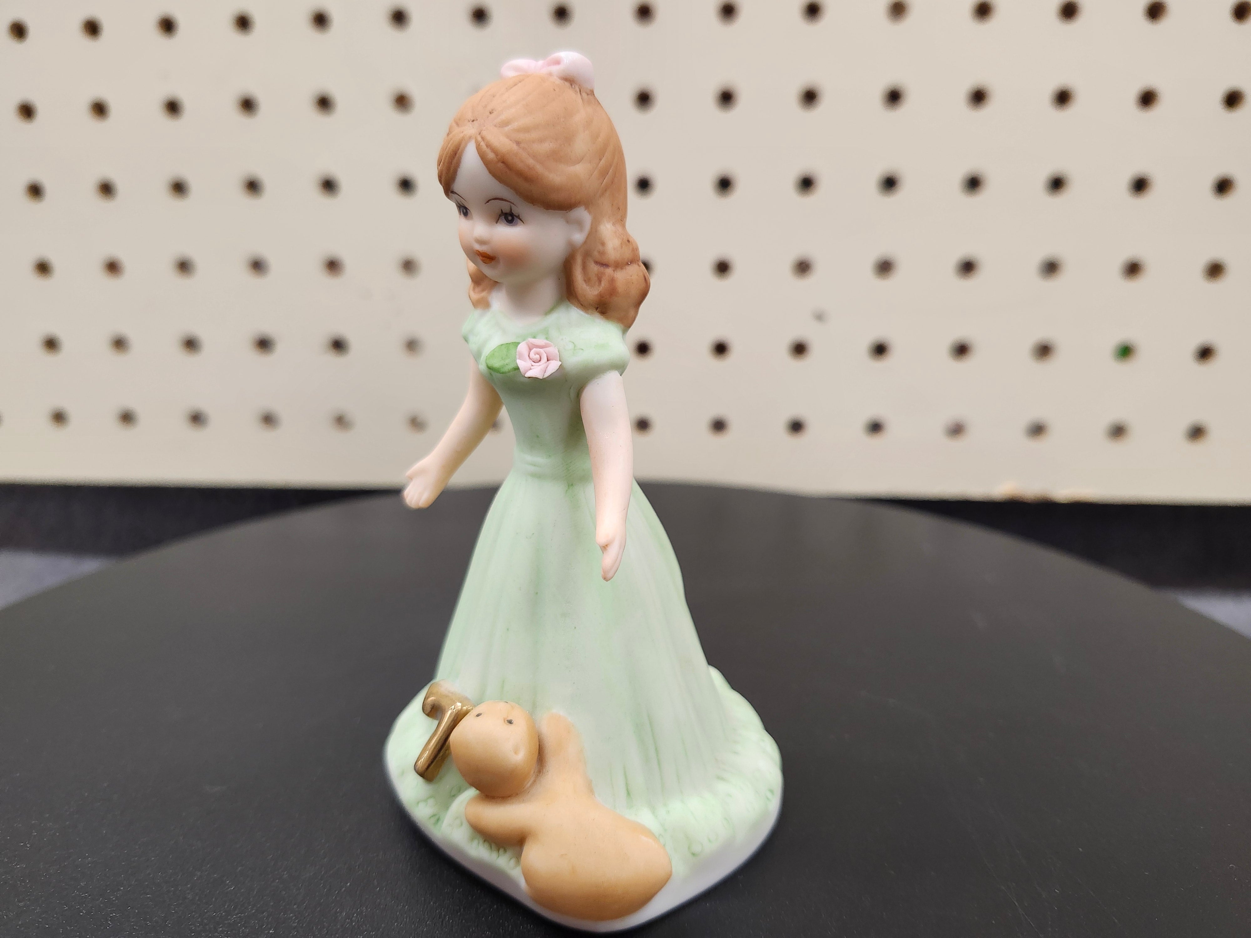 #7 Growing up birthday girl figurines. Brown & blonde hair girls