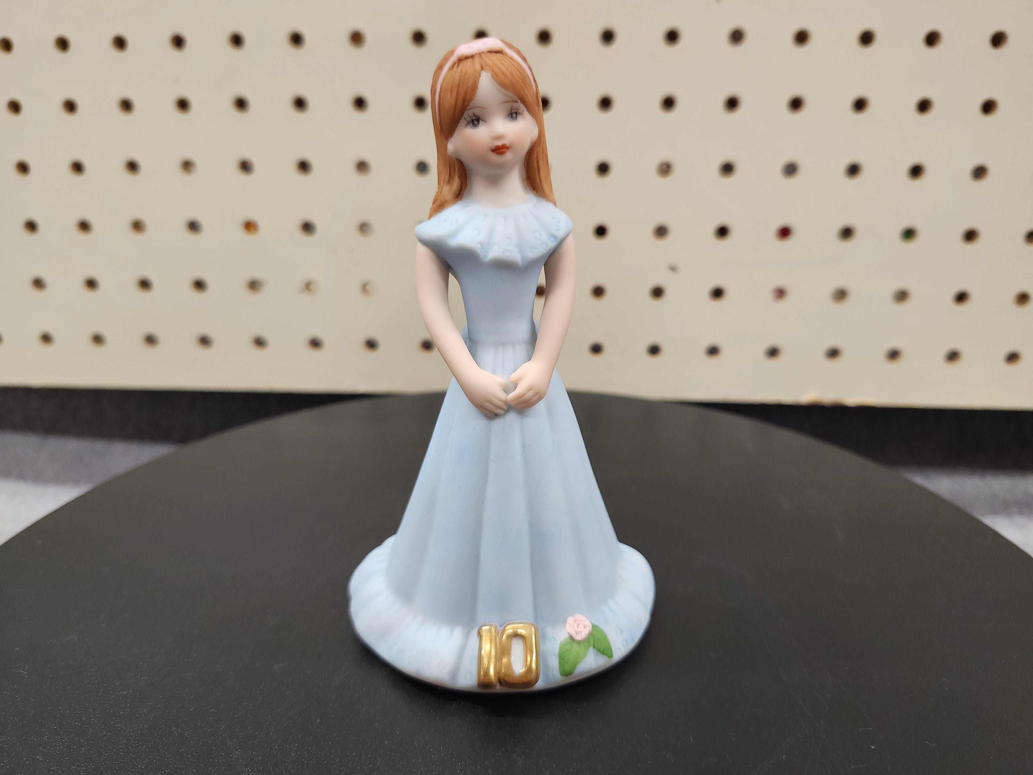 #10 Growing up birthday girl figurines. Blonde & brown hair girls