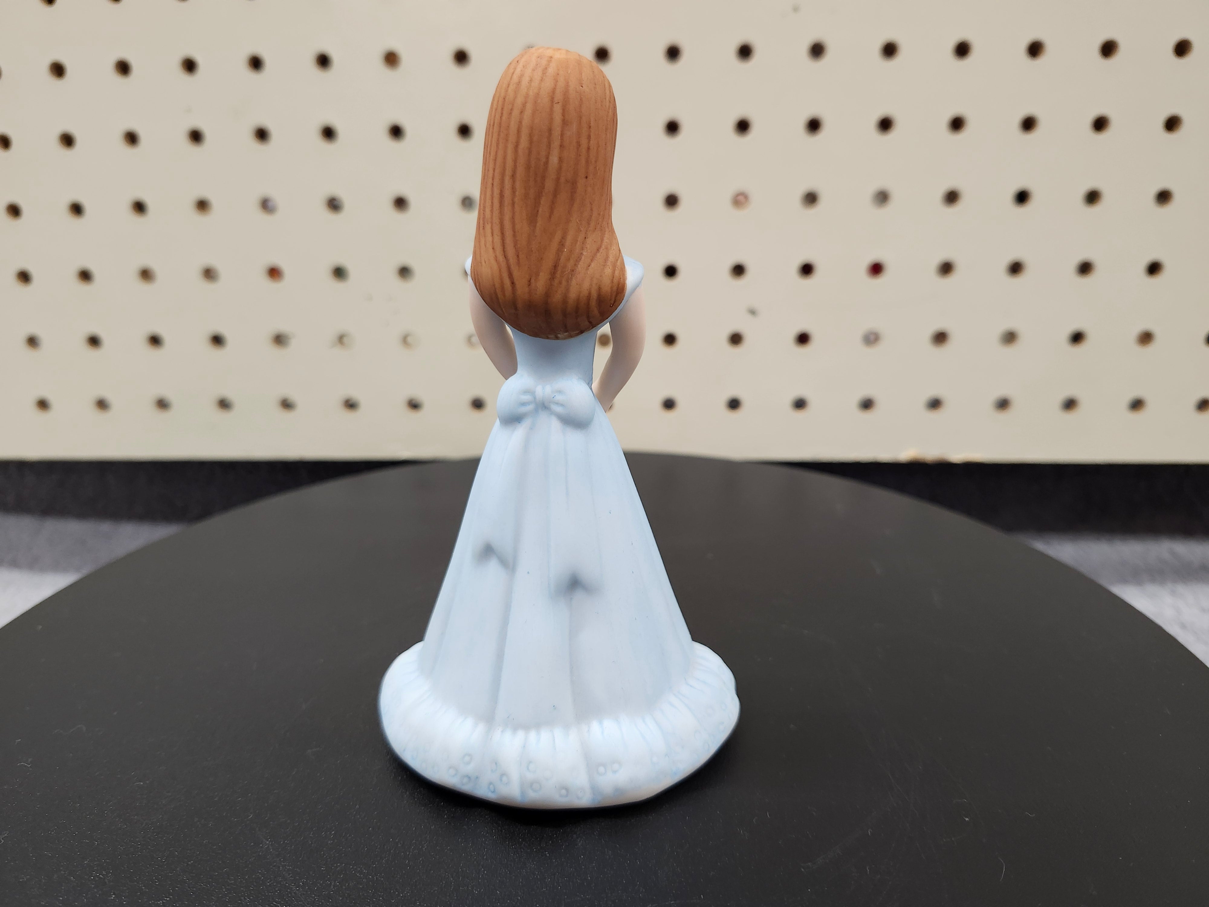#10 Growing up birthday girl figurines. Blonde & brown hair girls