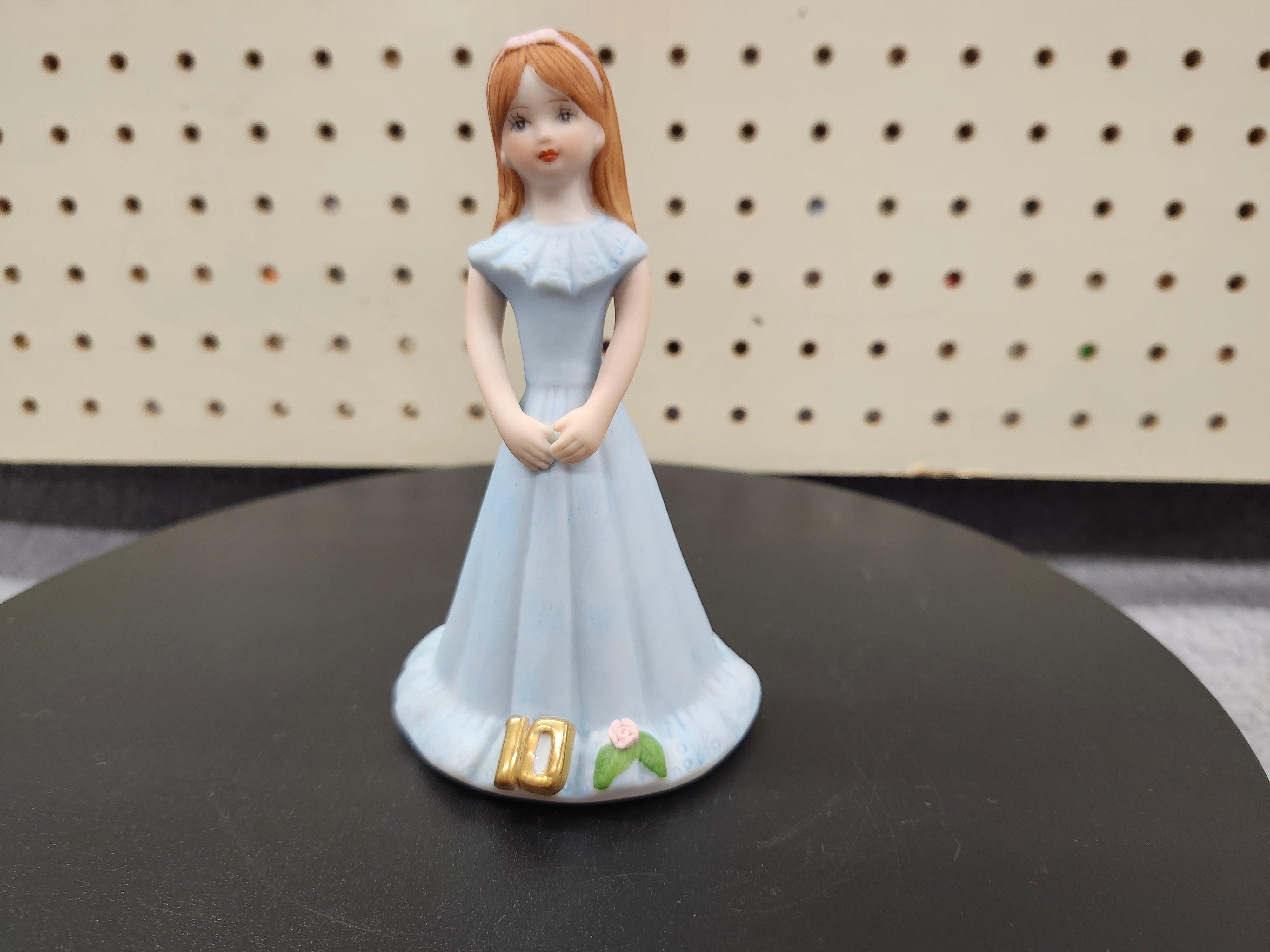 #10 Growing up birthday girl figurines. Blonde & brown hair girls