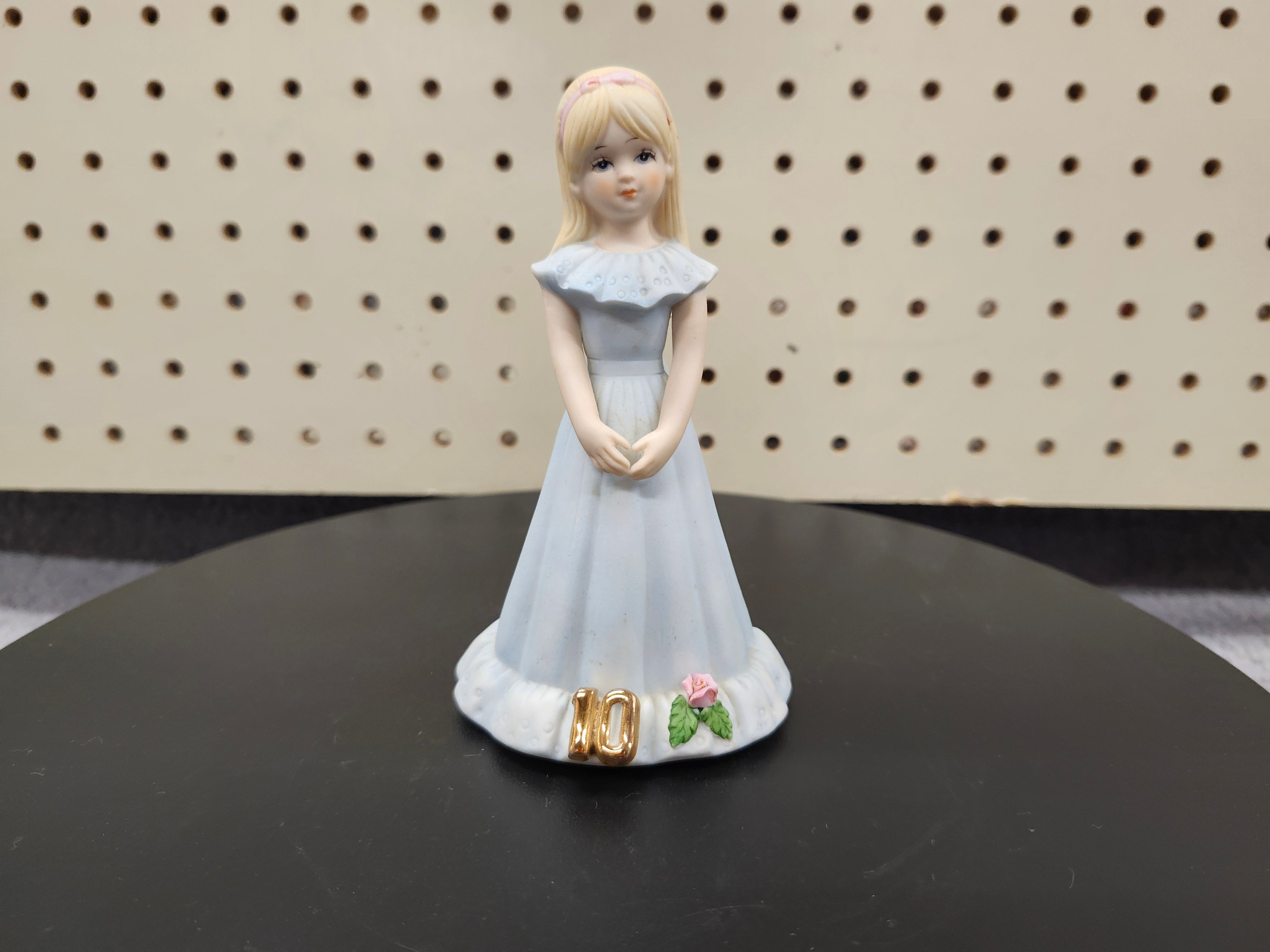 #10 Growing up birthday girl figurines. Blonde & brown hair girls