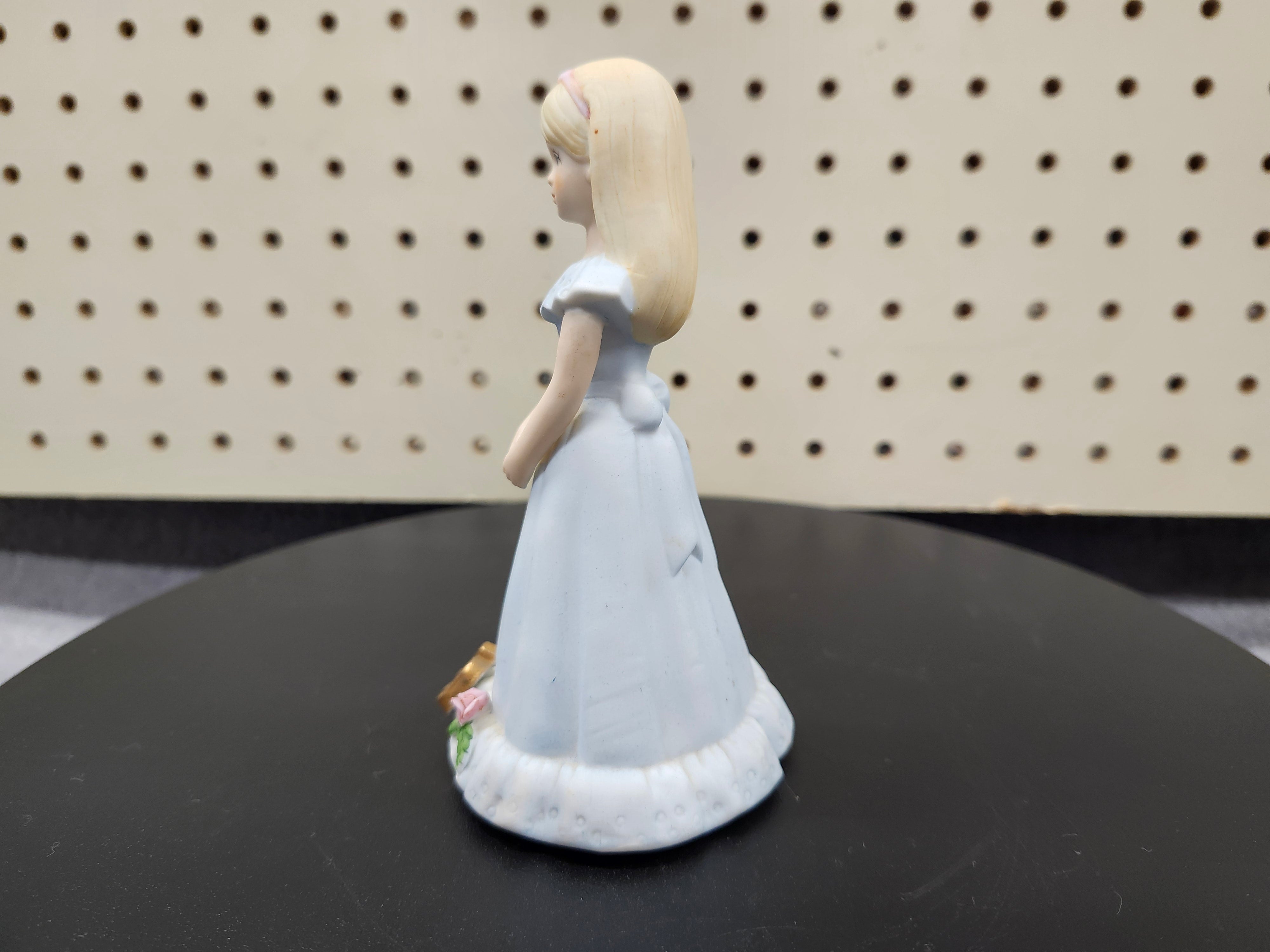 #10 Growing up birthday girl figurines. Blonde & brown hair girls