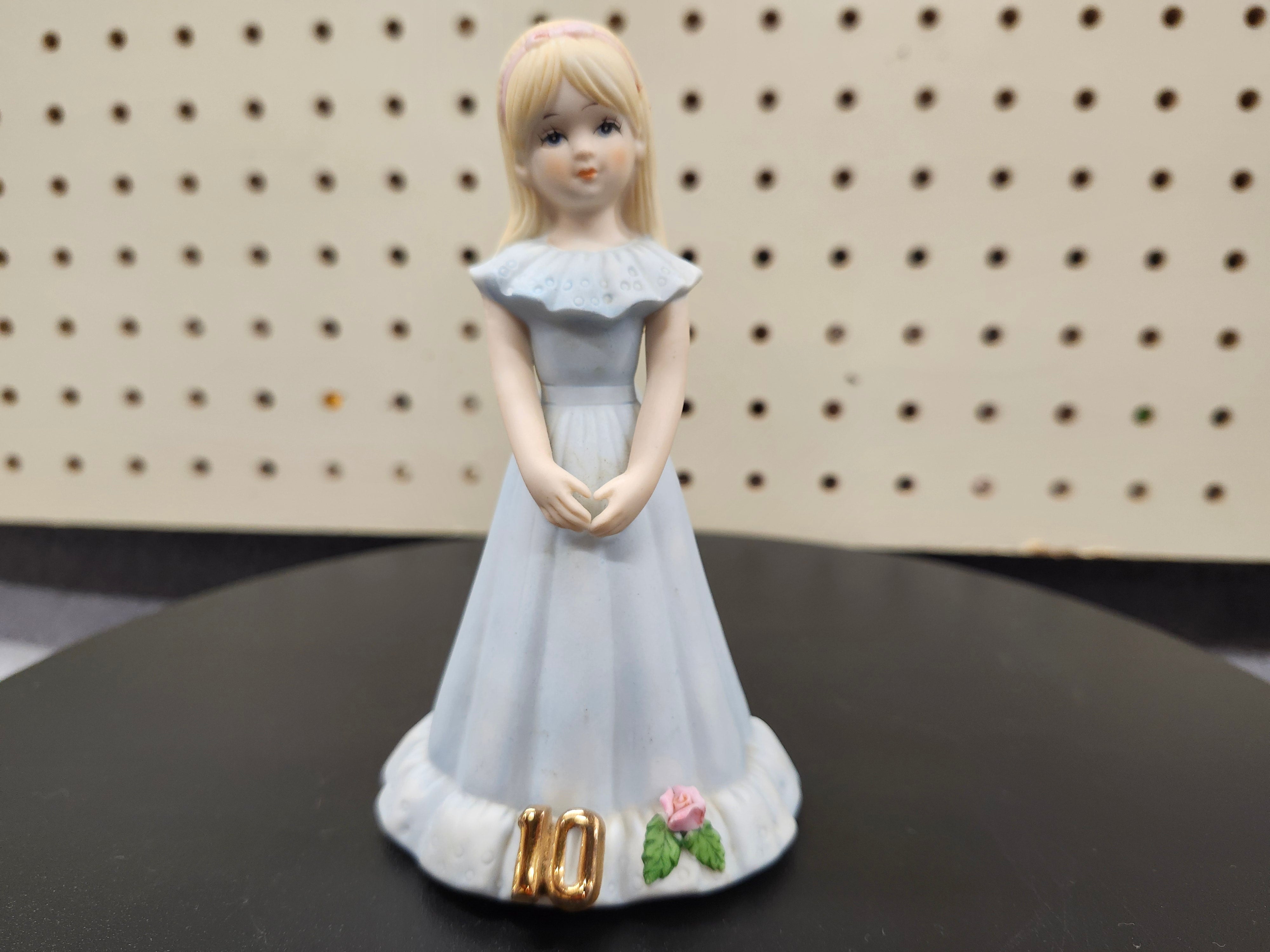 #10 Growing up birthday girl figurines. Blonde & brown hair girls