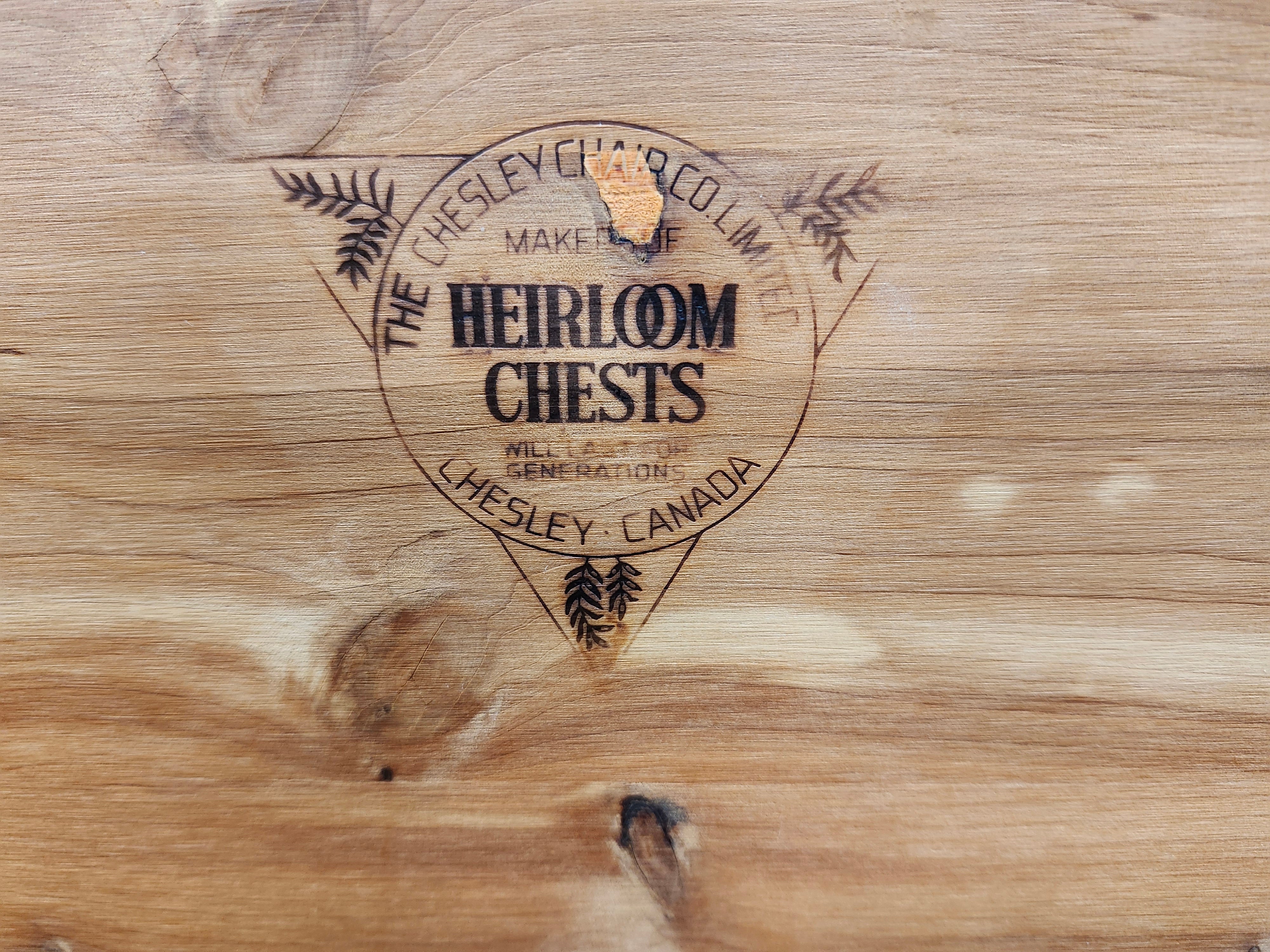 Wood chest
