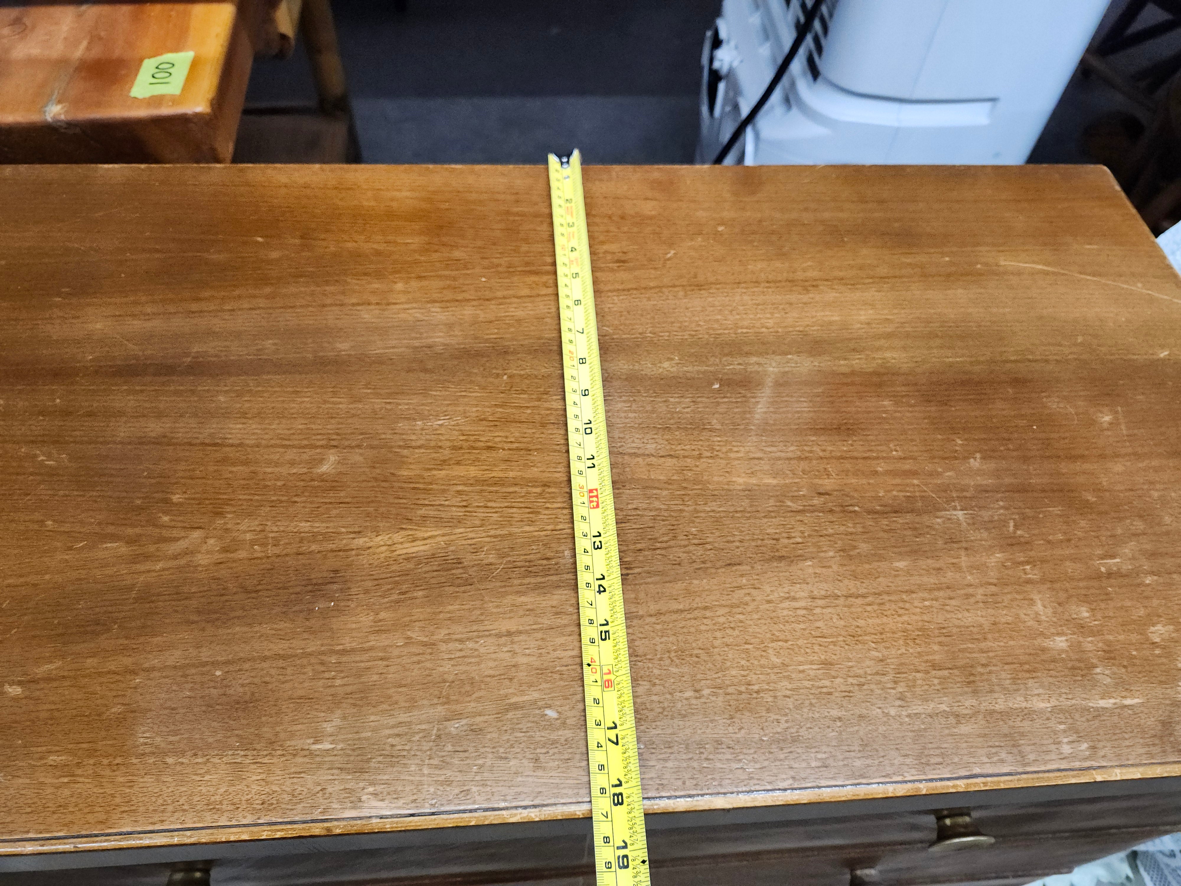 Wood chest