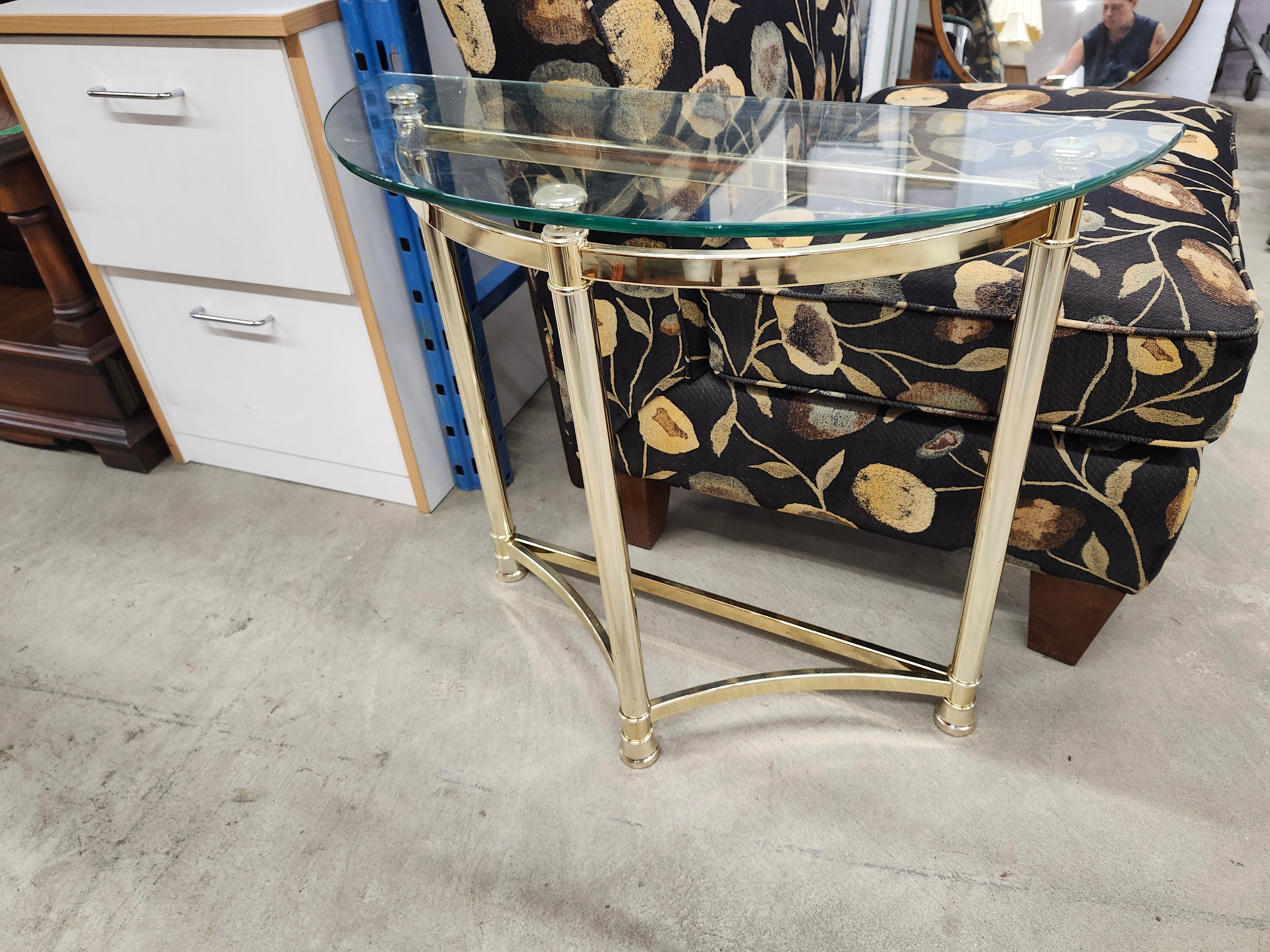 Moon Table glass top