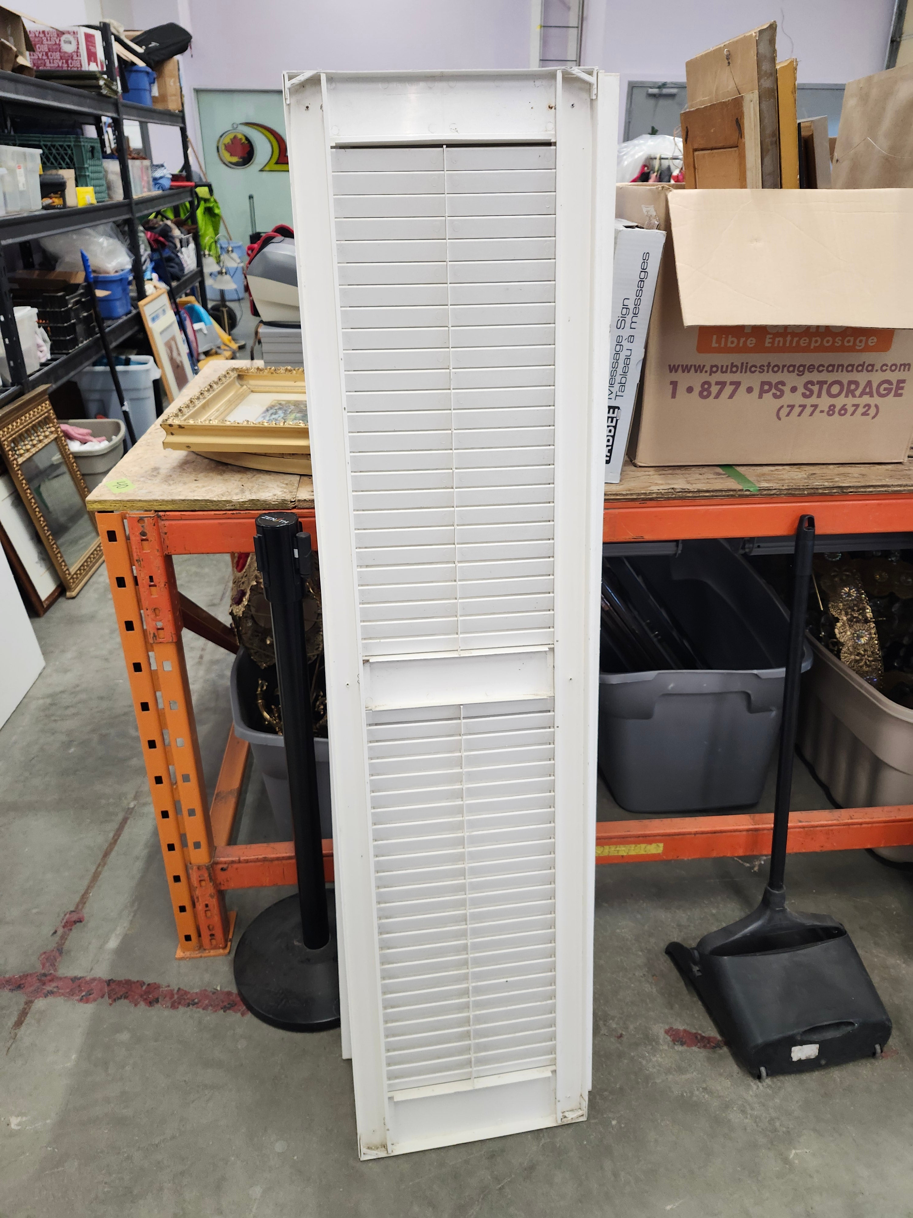 White plastic shutters x9