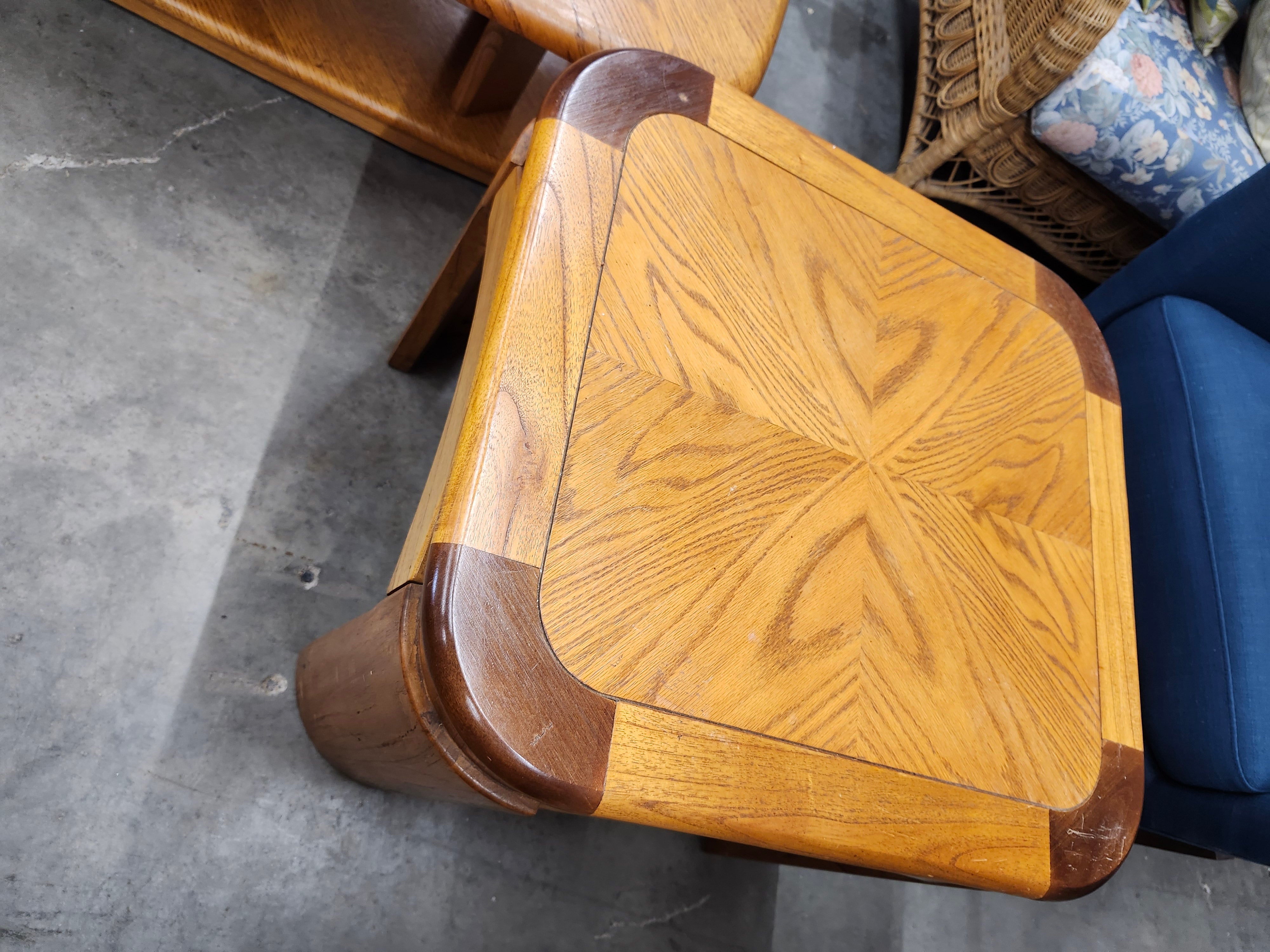 Coffee table & x2 end tables