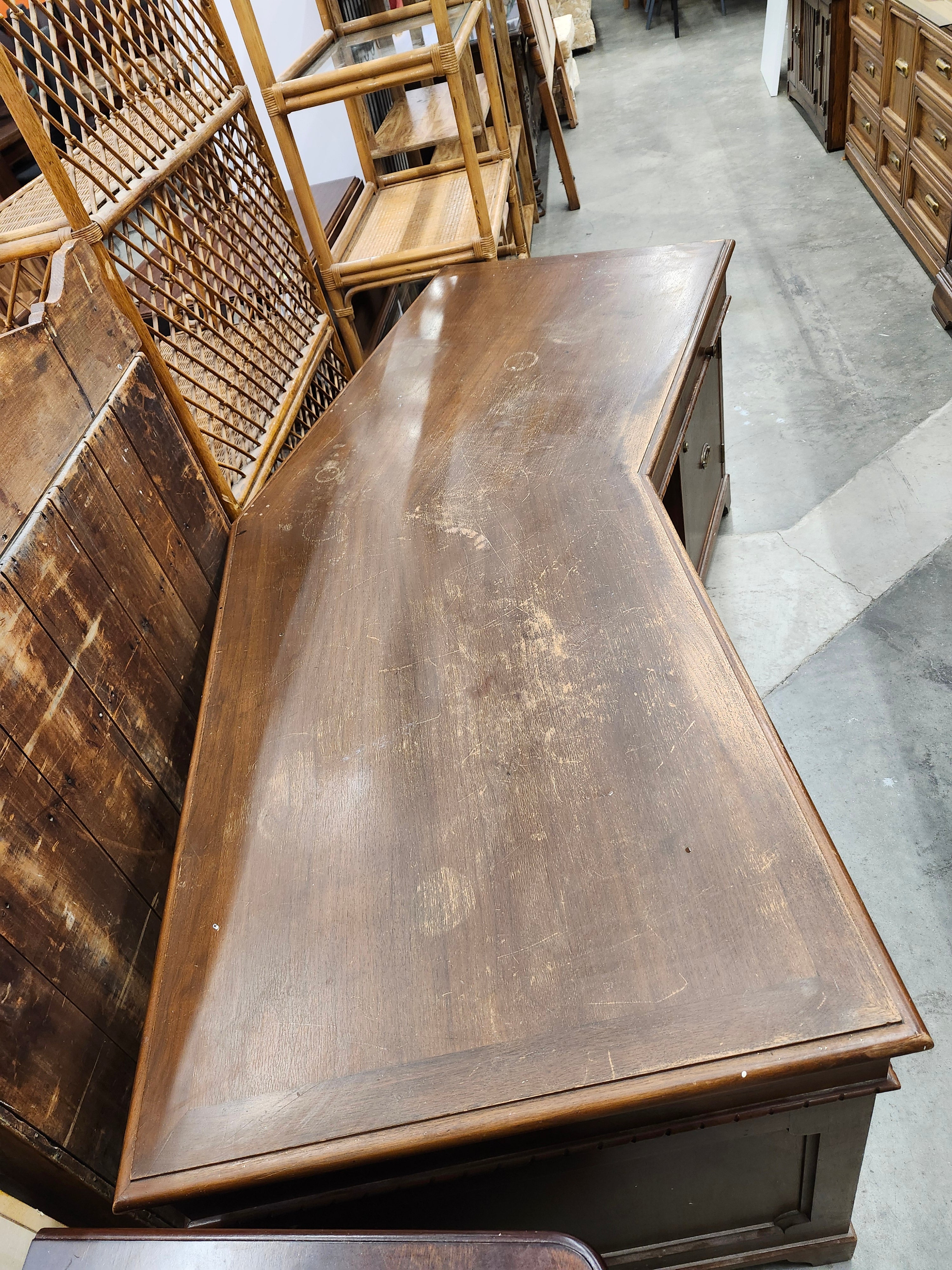 Large Desk