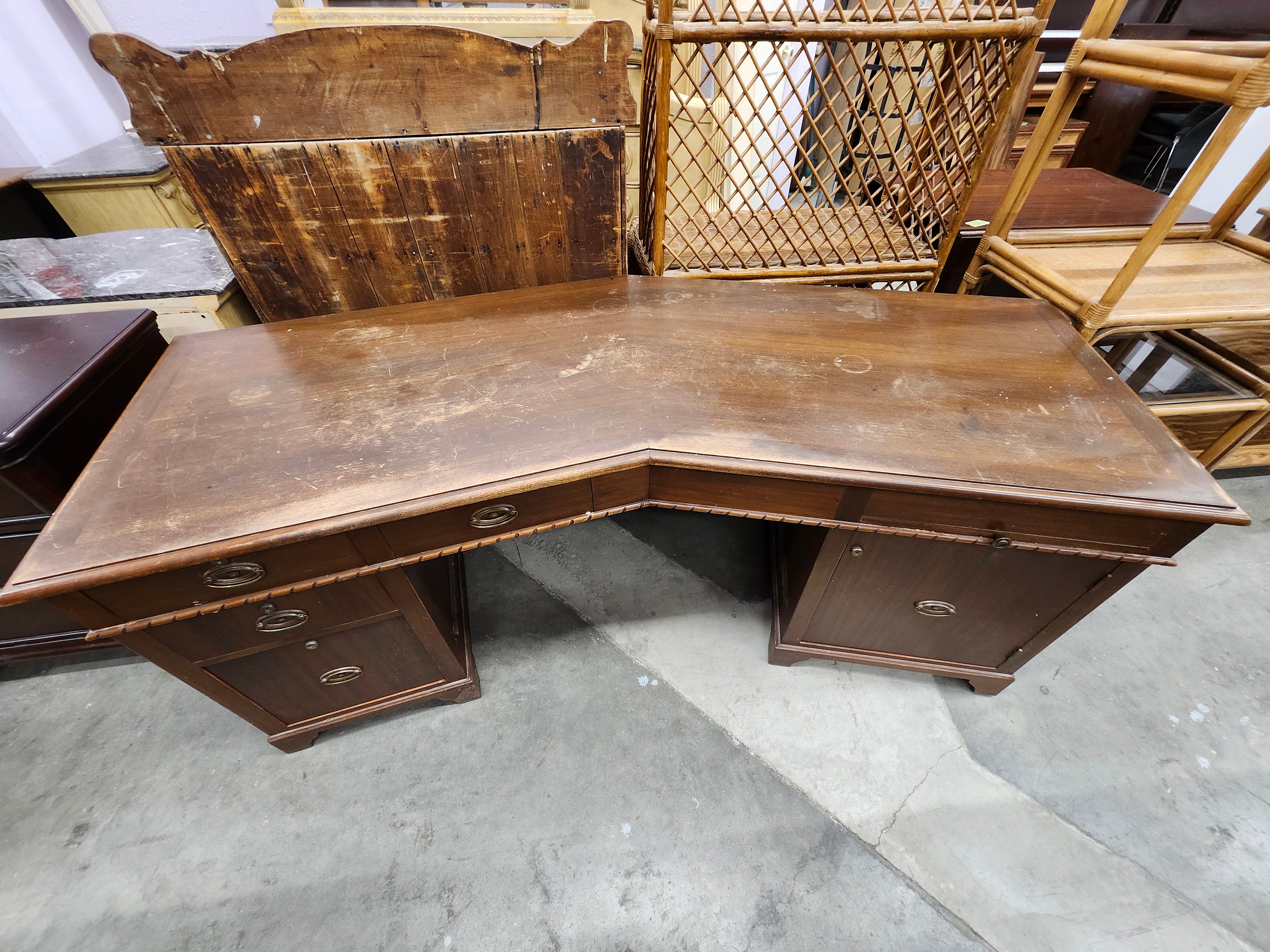 Large Desk