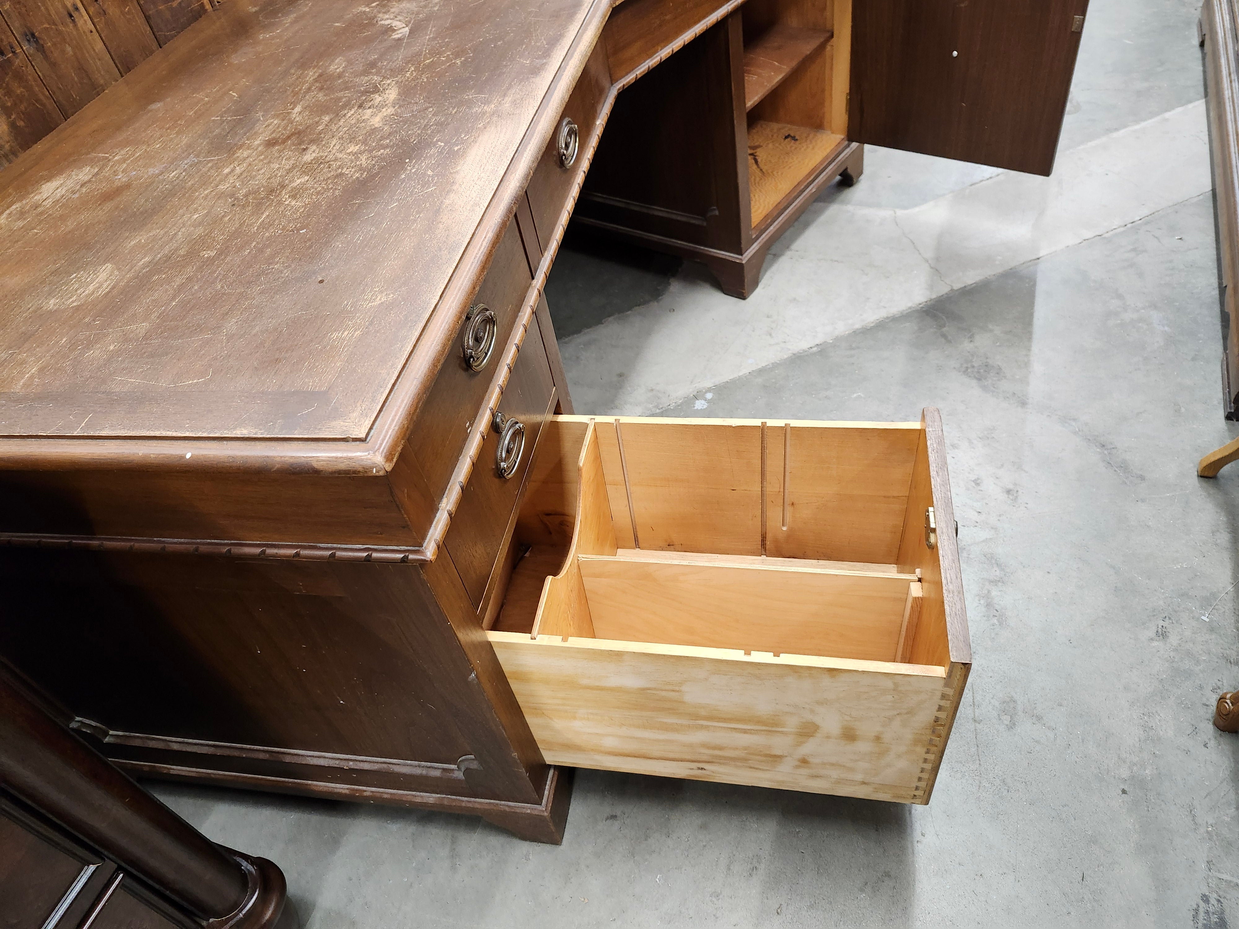 Large Desk