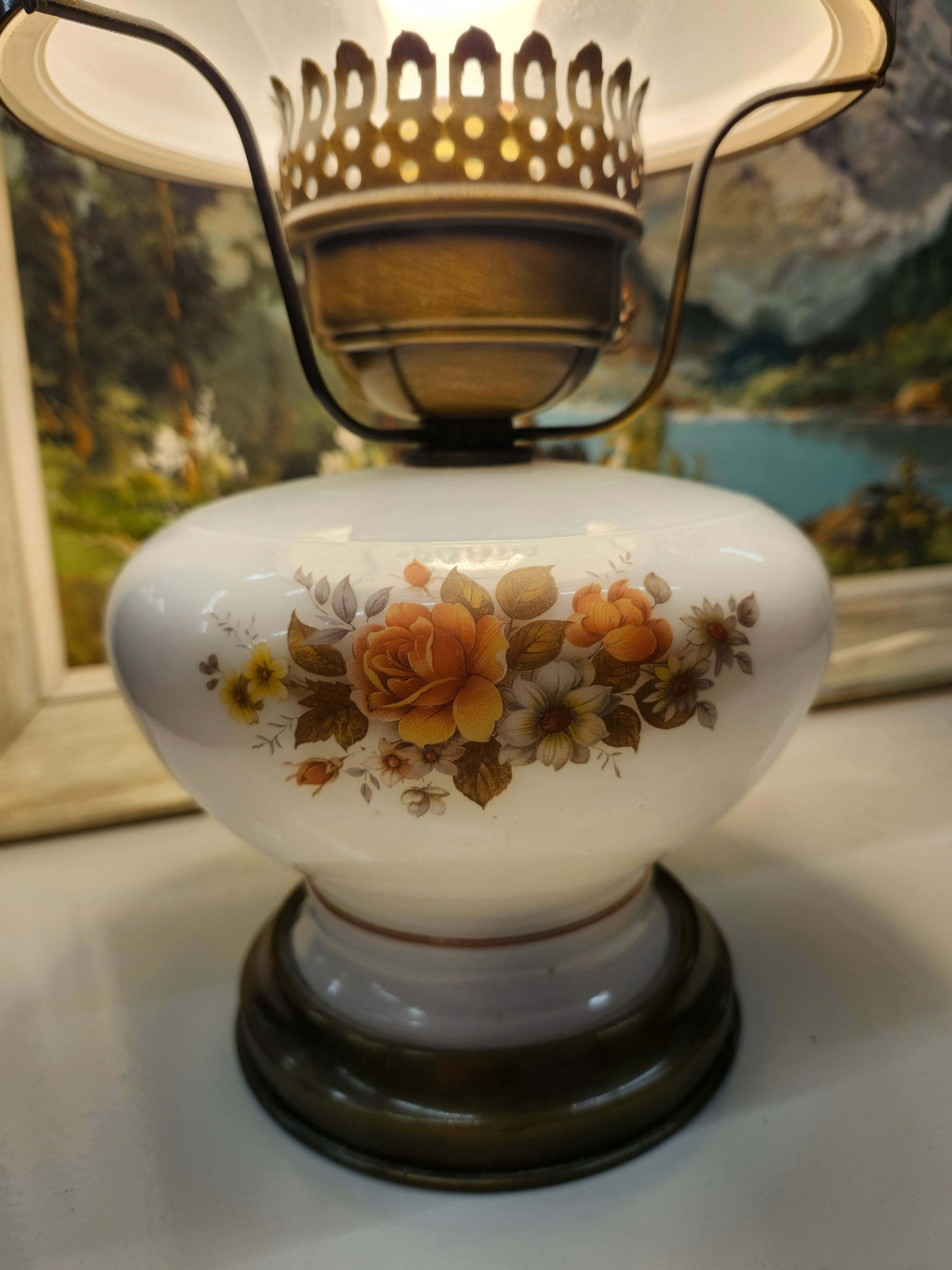 Hurricane lamp