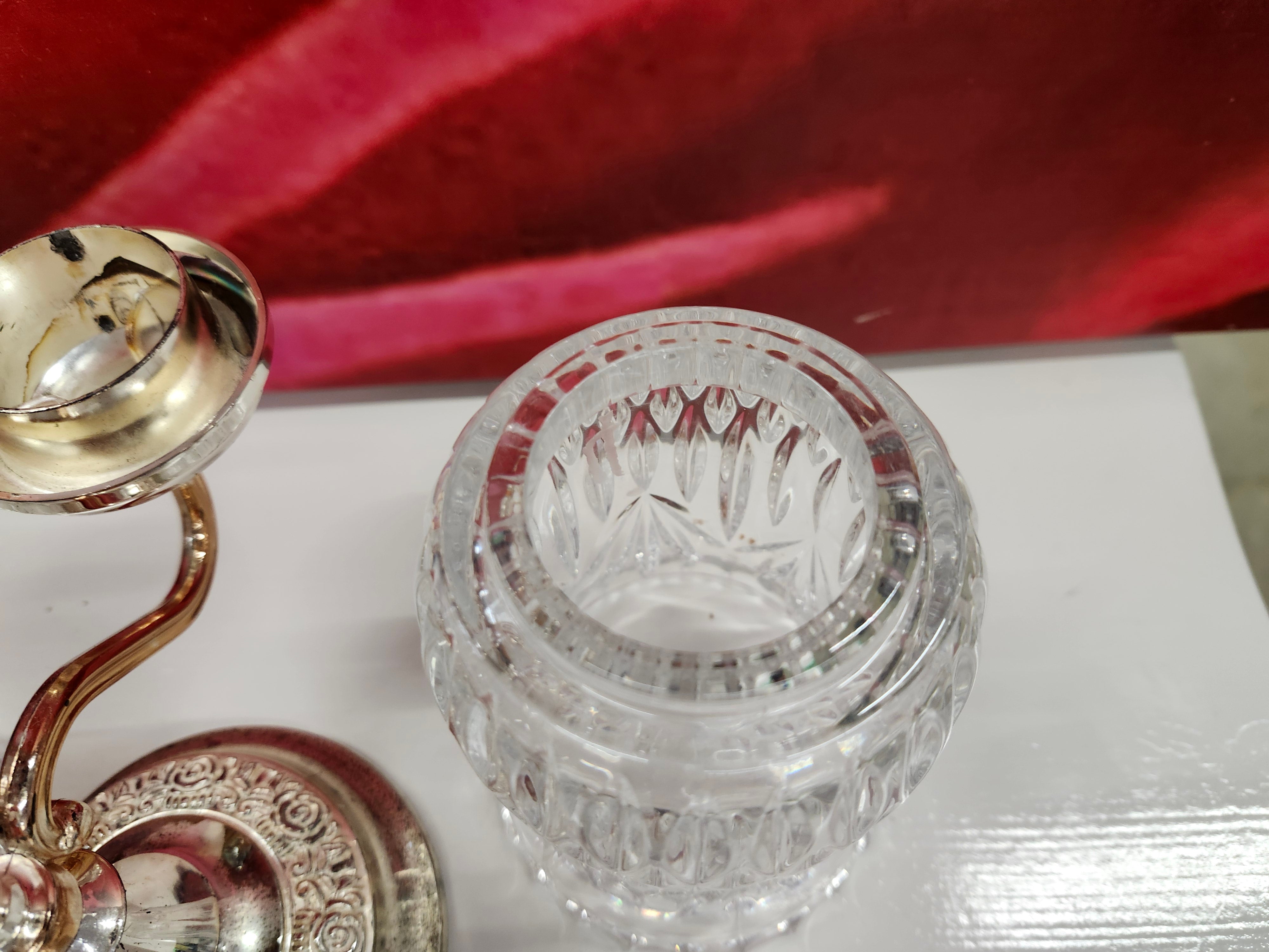 Hurricane crystal candle holder