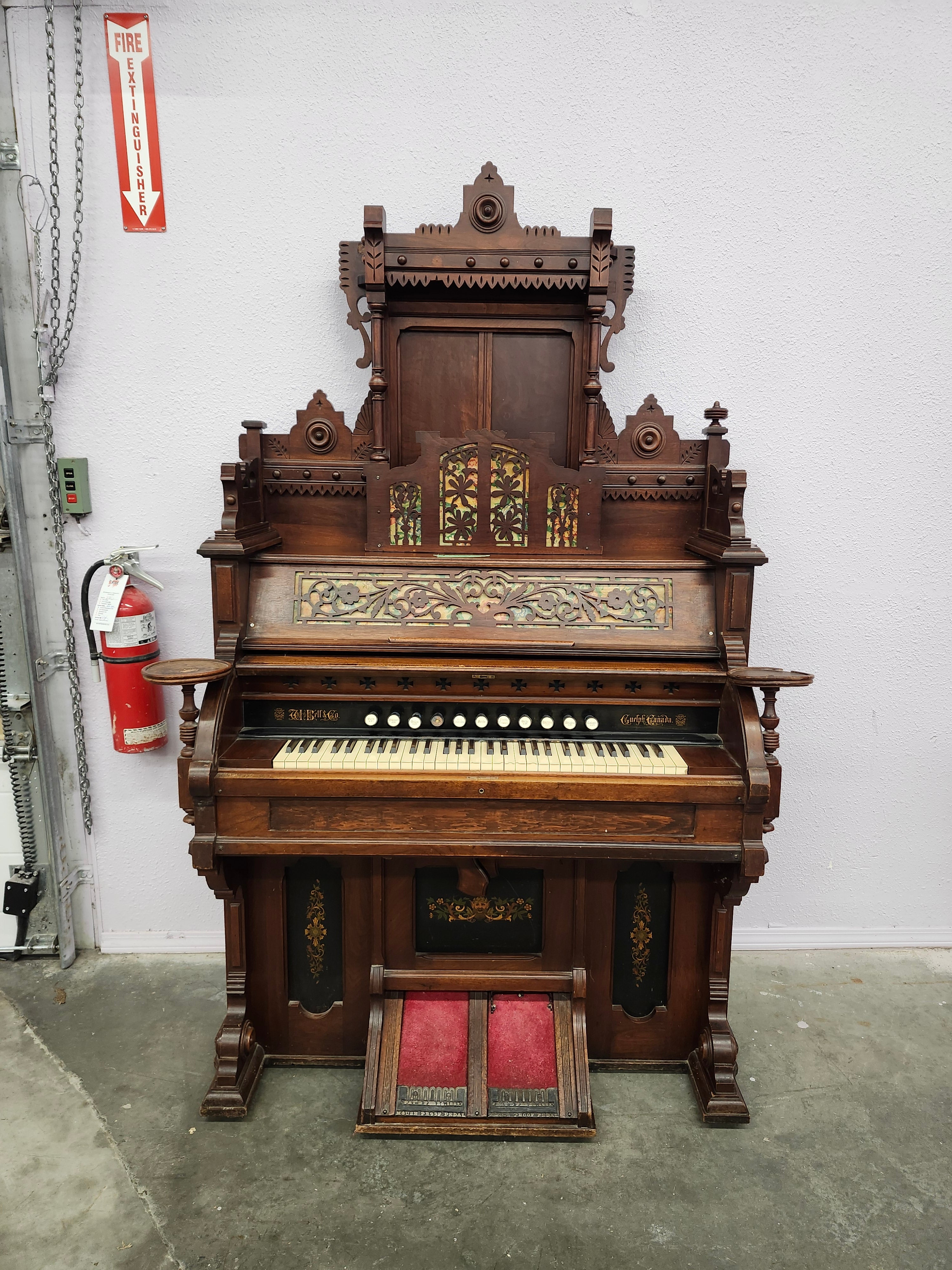 1800s organ