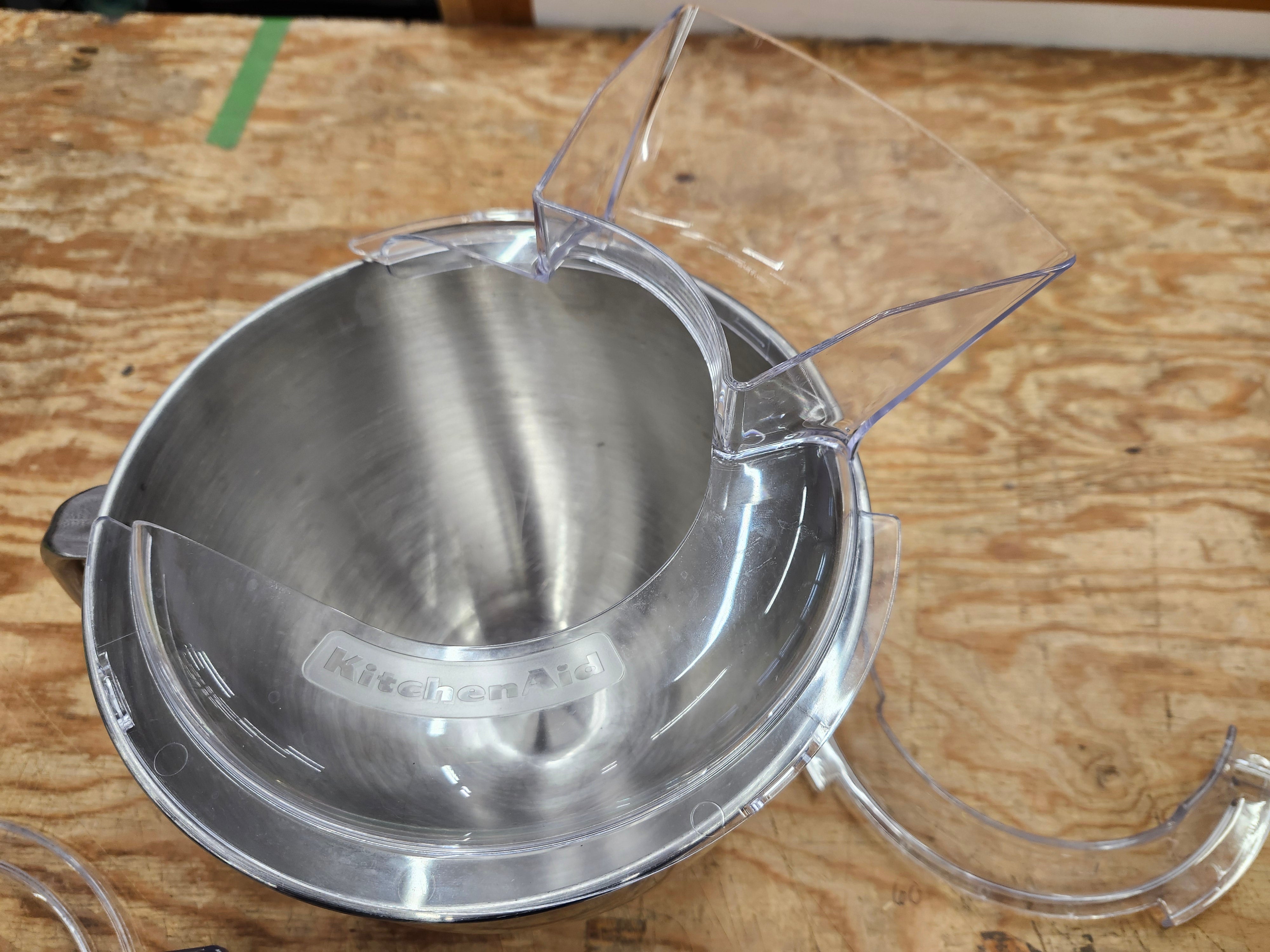 Kitchen aide bowl & accessories