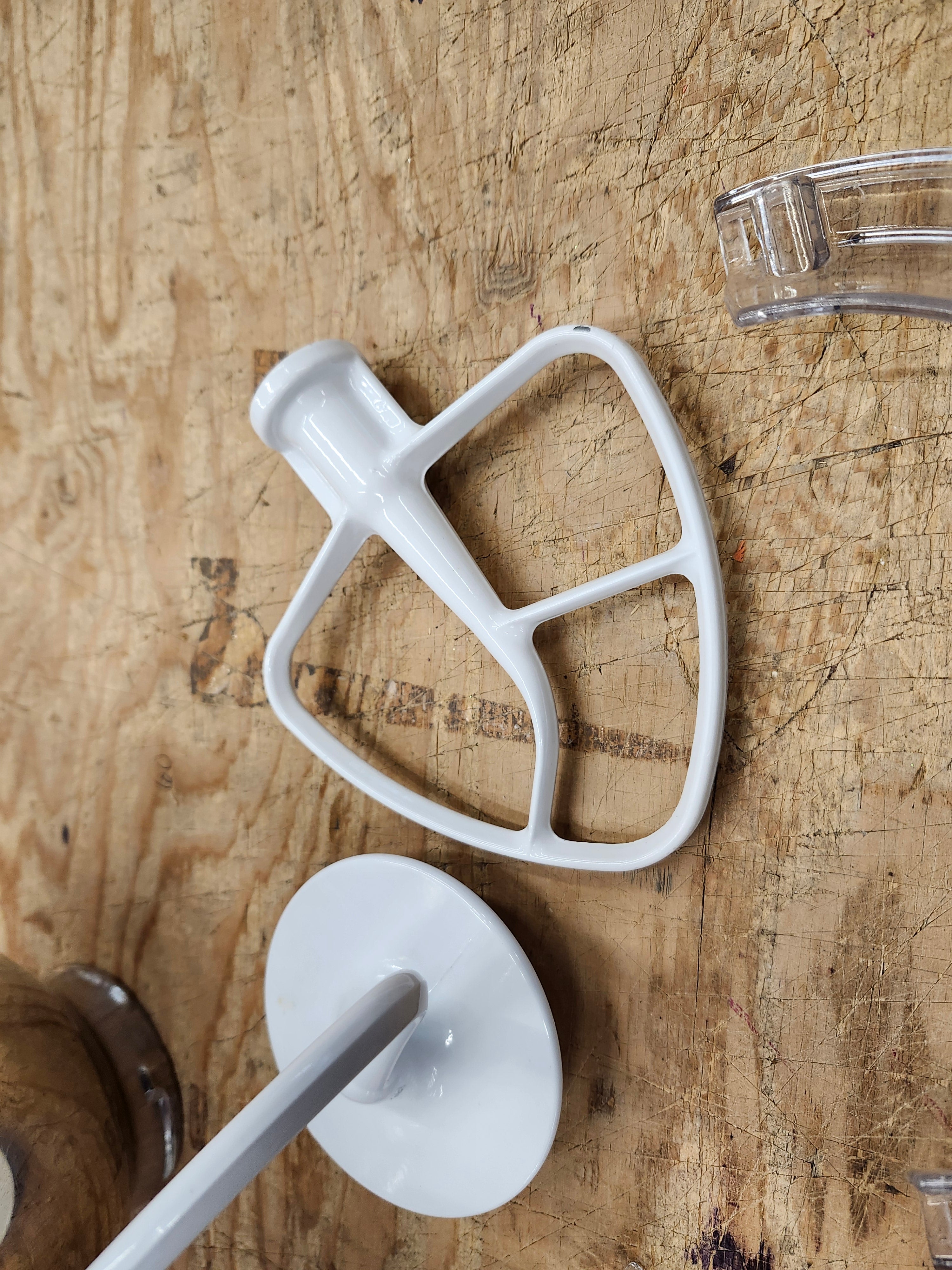 Kitchen aide bowl & accessories