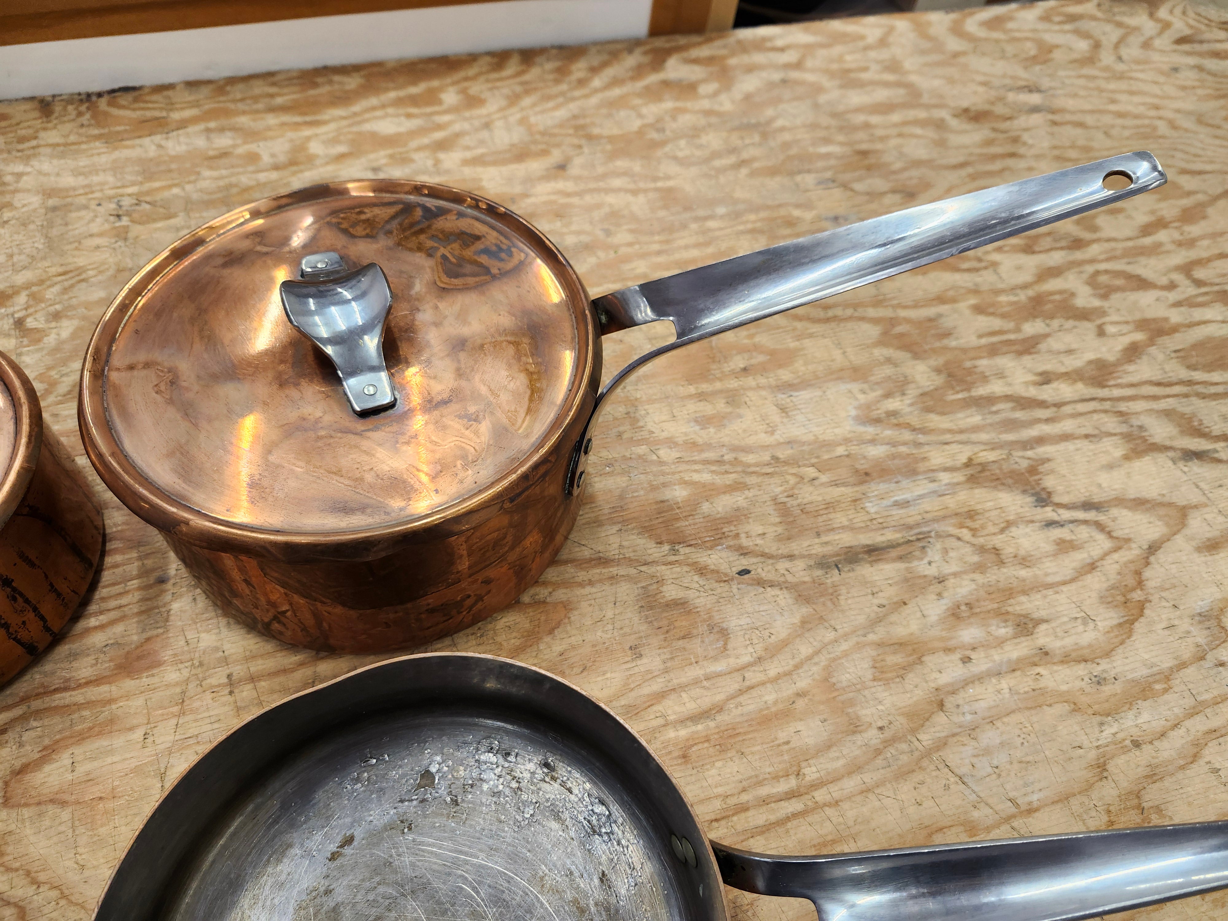 Copper frying pans and pots