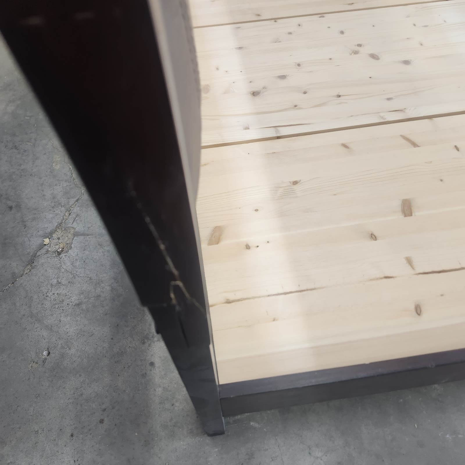 King-size bedframe