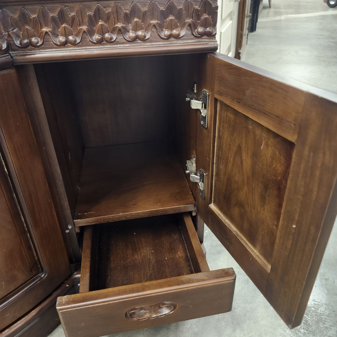 T.V Stand / Buffet