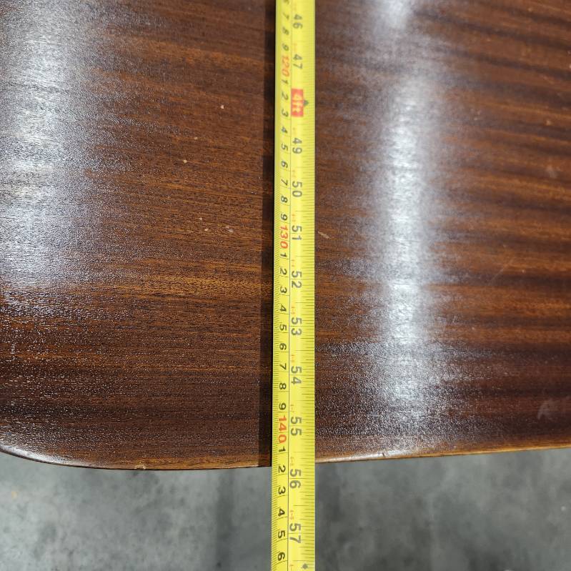 Drop leaf table