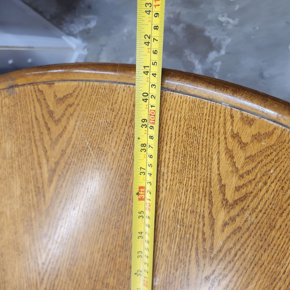 Pedestal Table