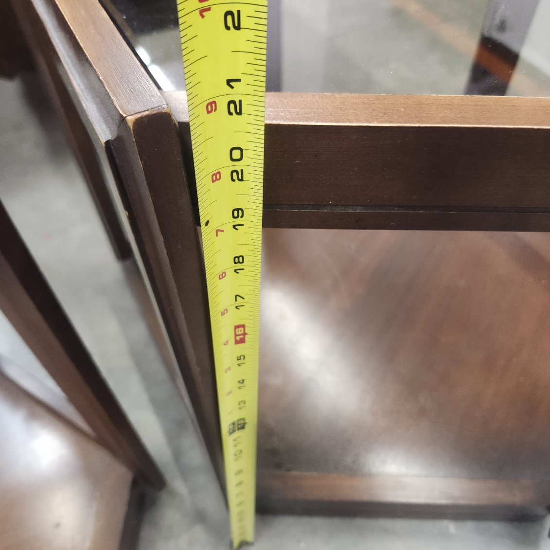 Set of 4 Matching living room side tables