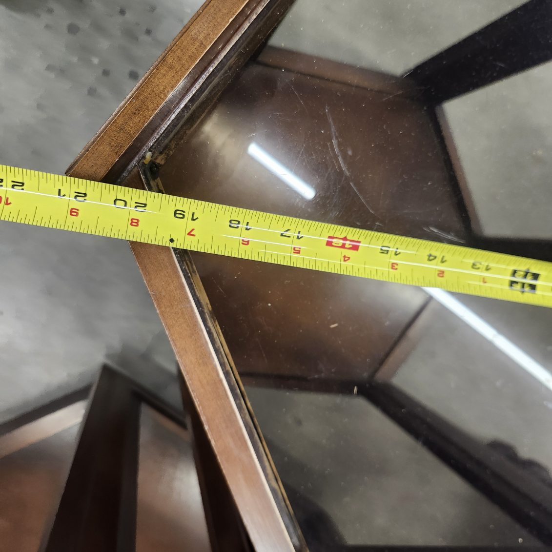 Set of 4 Matching living room side tables