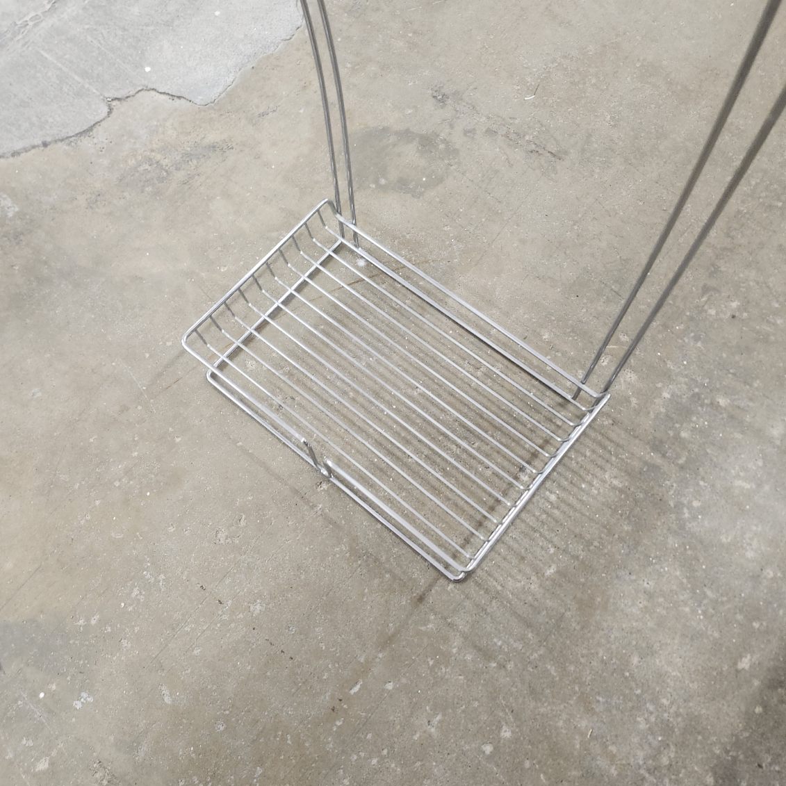 Towel rack