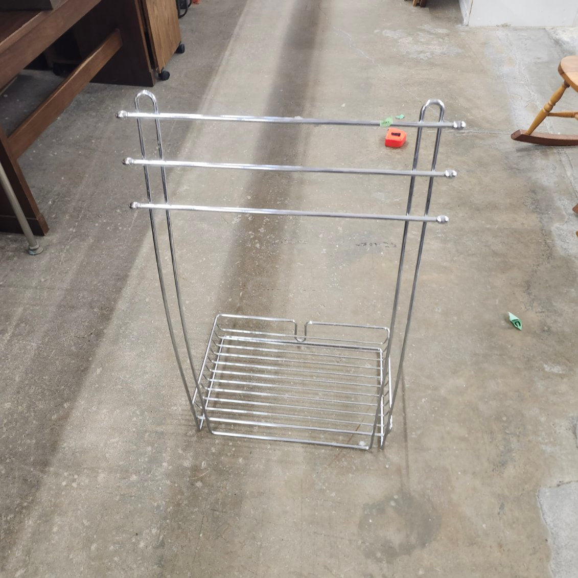 Towel rack
