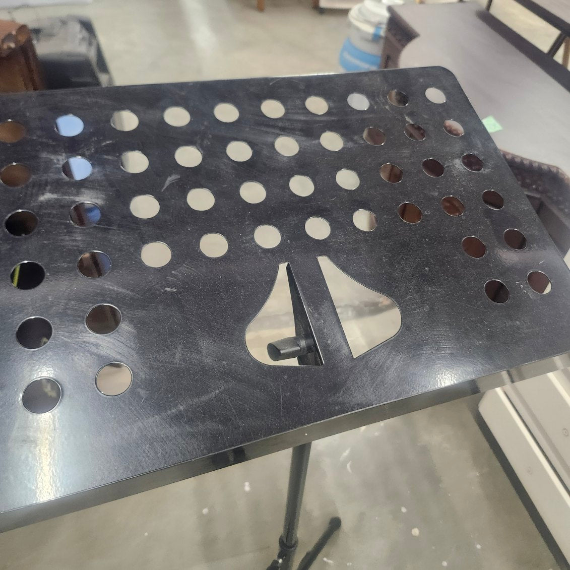 Music stand