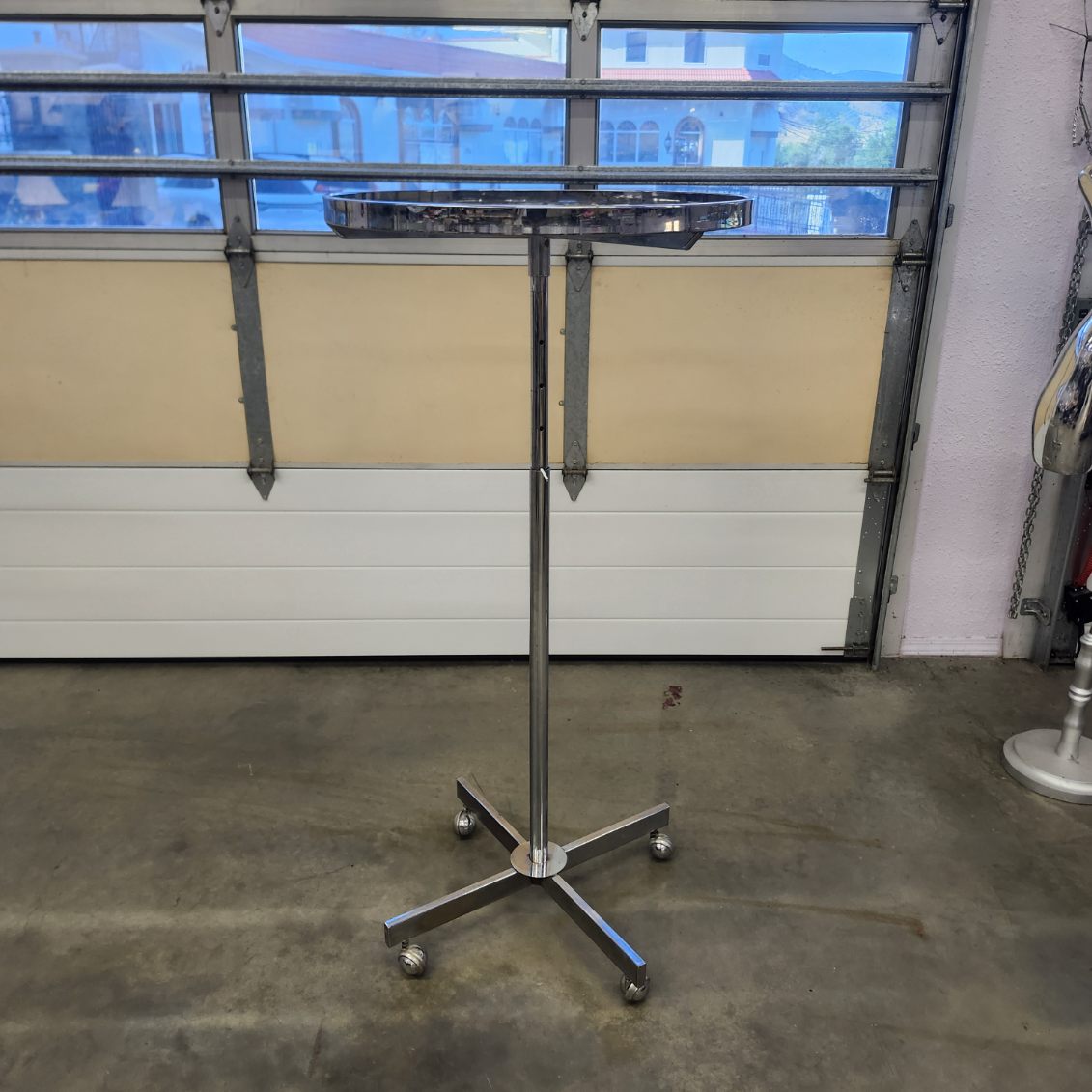 Clothing rack