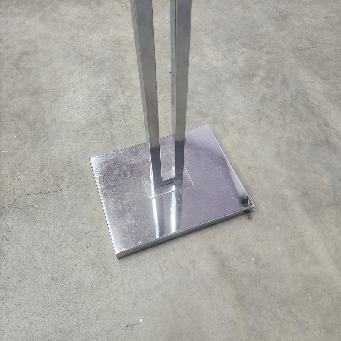 Clothing display stand