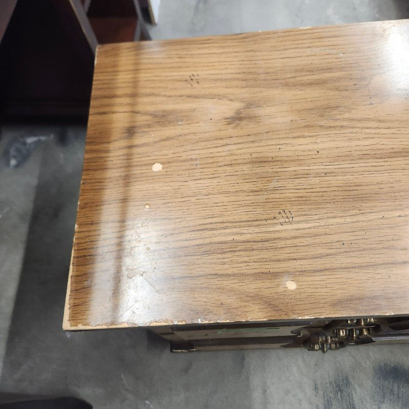 Pair of Nightstands 2-Drawer End Tables Vintage