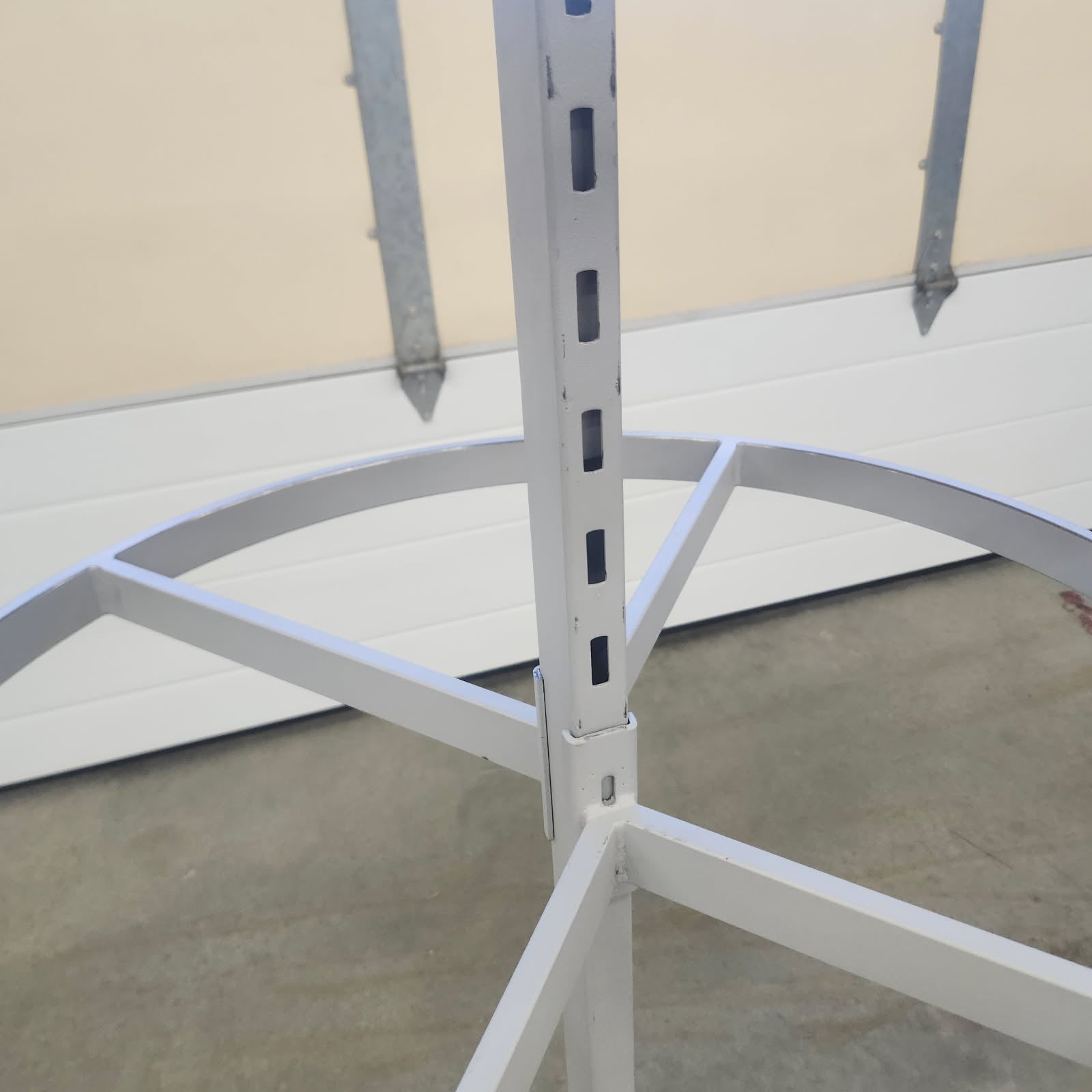 Clothing rack